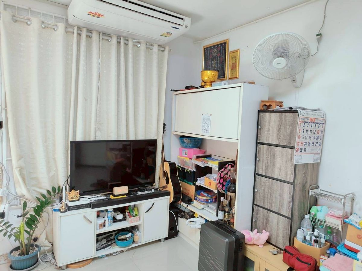 For SaleTownhomePattanakan, Srinakarin : Urgent sale townhome in prime location, near BTS On Nut, convenient, easy travel.