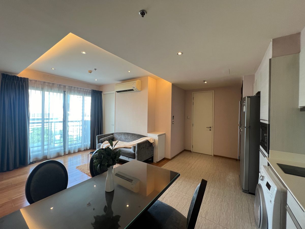 ให้เช่าคอนโดสุขุมวิท อโศก ทองหล่อ : ให้เช่า คอนโด 2 นอน 2 น้ำ ห้องกว้าง สวย วิวดี เฟอร์นิเจอร์ครบ พร้อมอยู่ ใกล้ BTS พร้อมพงษ์