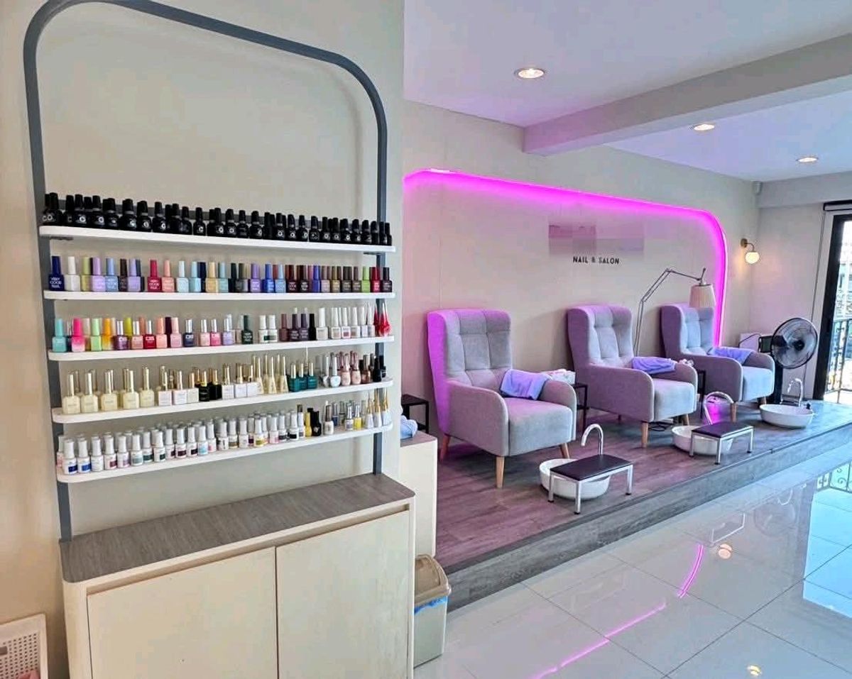 เซ้งร้านค้า/ตลาดนัดอ่อนนุช อุดมสุข : เซ้งร้านเสริมสวย อ่อนนุช 41 – ติดถนนใหญ่ ทำเลโดดเด่น พร้อมดำเนินกิจการได้ทันที