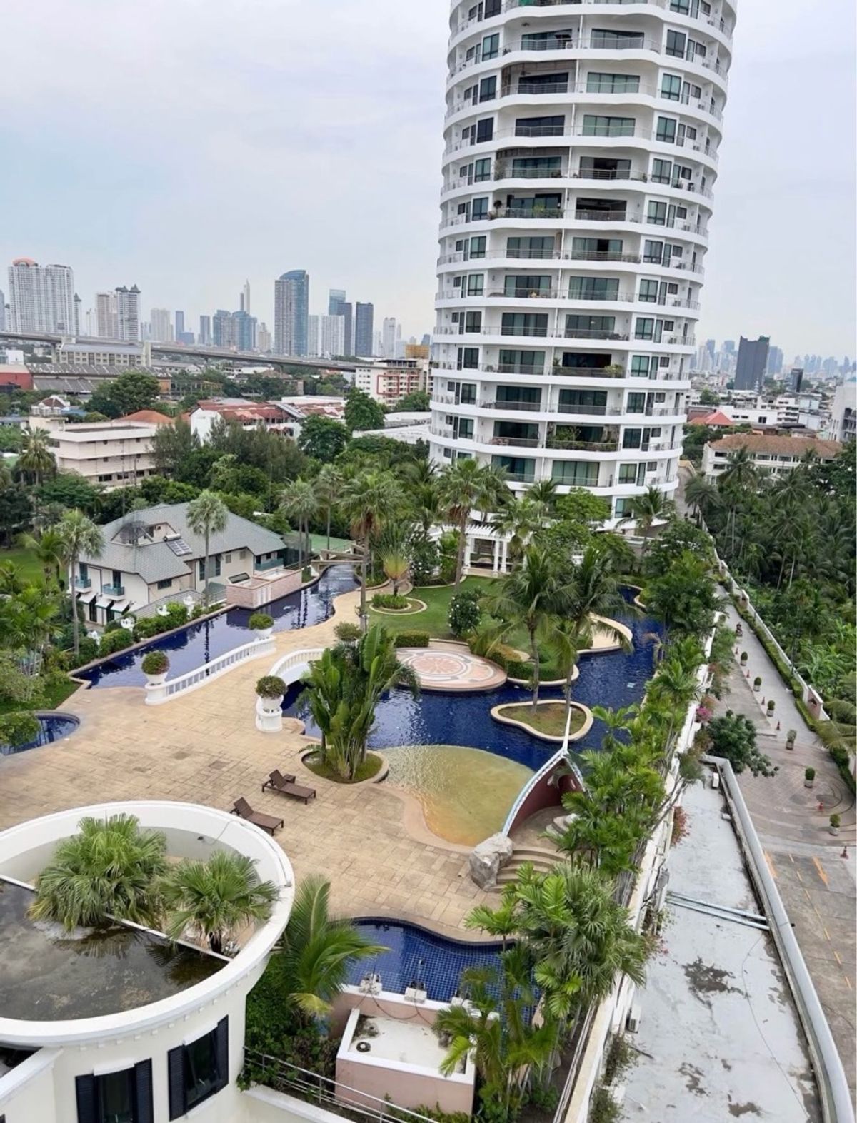 ขายคอนโดพระราม 3 สาธุประดิษฐ์ : 🌆Condo Supalai Casa Riva 2ห้องนอน วิวแม่น้ำและวิวสระ