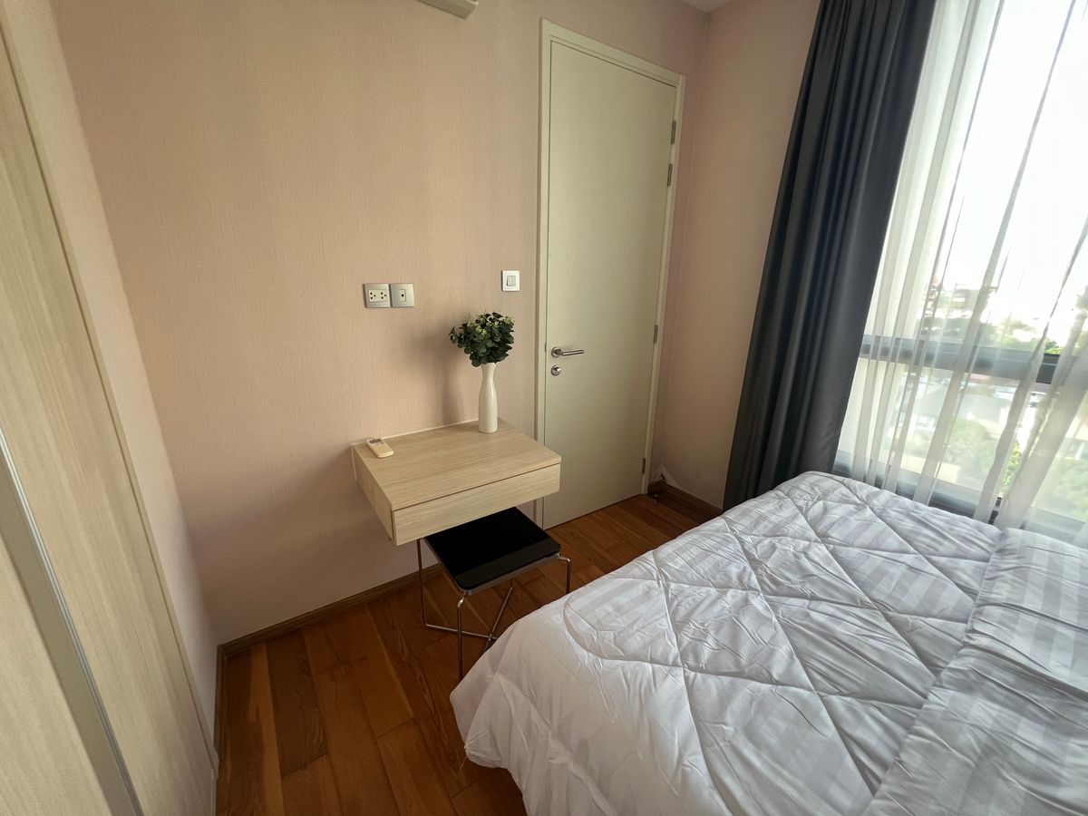 ให้เช่าคอนโดสุขุมวิท อโศก ทองหล่อ : ให้เช่า คอนโด 2 นอน 2 น้ำ ห้องกว้าง สวย วิวดี เฟอร์นิเจอร์ครบ พร้อมอยู่ ใกล้ BTS พร้อมพงษ์