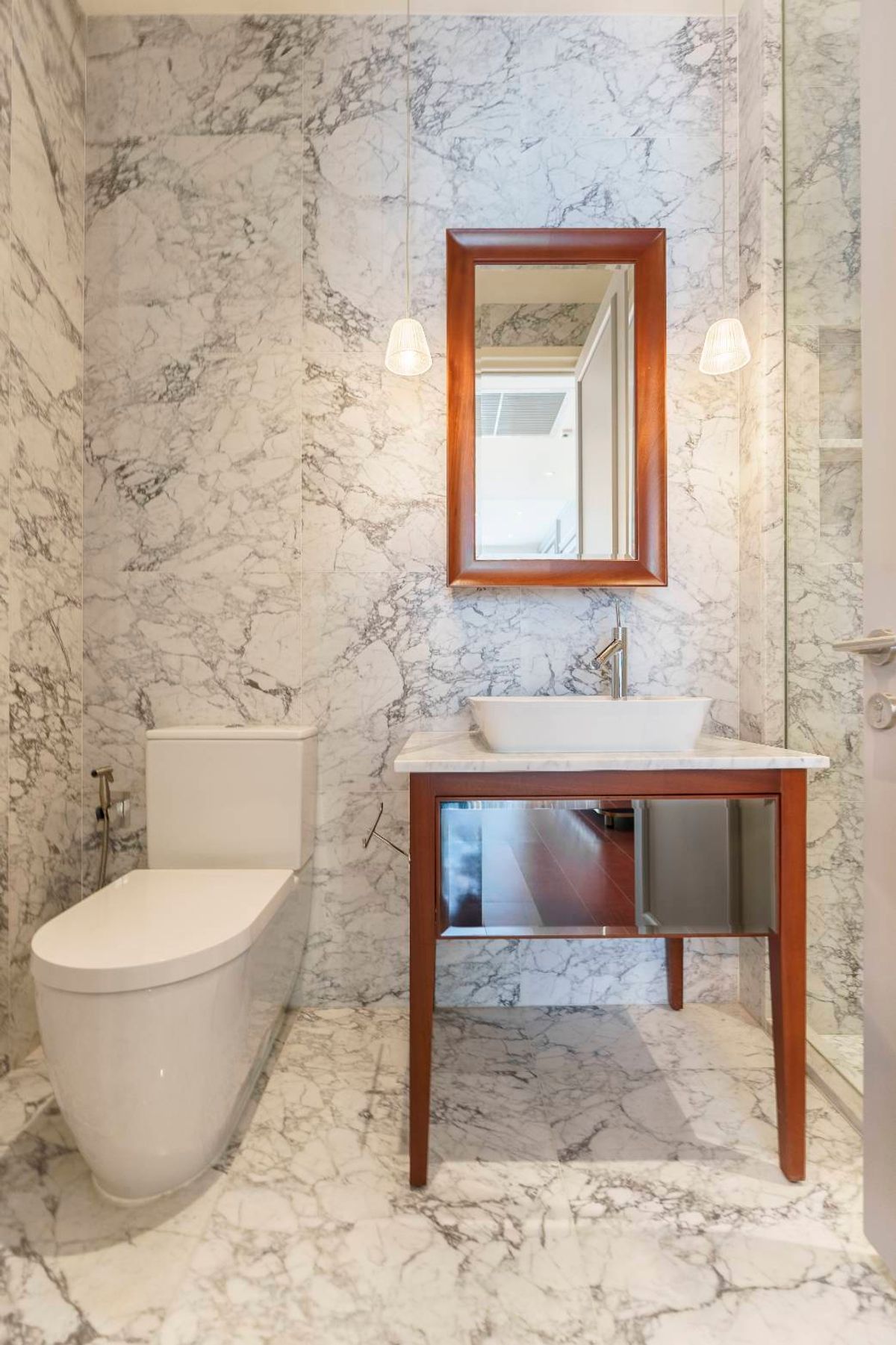 For RentCondoSukhumvit, Asoke, Thonglor : 💥SL-9160💥KHUN by YOO inspired by Starck 👉Line : @primahome