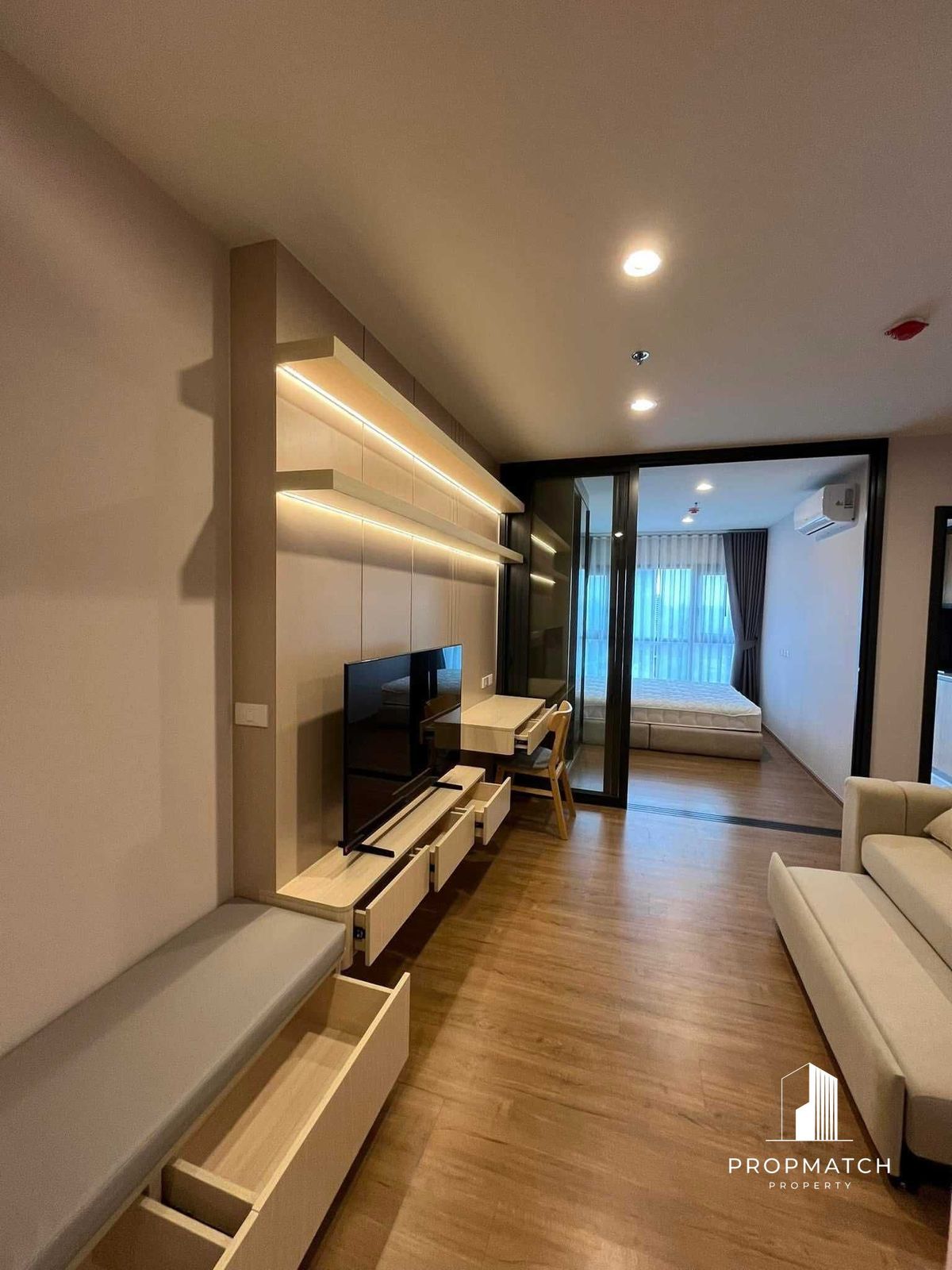 For RentCondoLadprao, Central Ladprao : ✨Flash Deal ✨The Line Vibe( 1Bed 1Bath 37SQM.) Fully furnished, ready to move in!! Only 23,000 baht per month Tel.0981315848 @propmatch