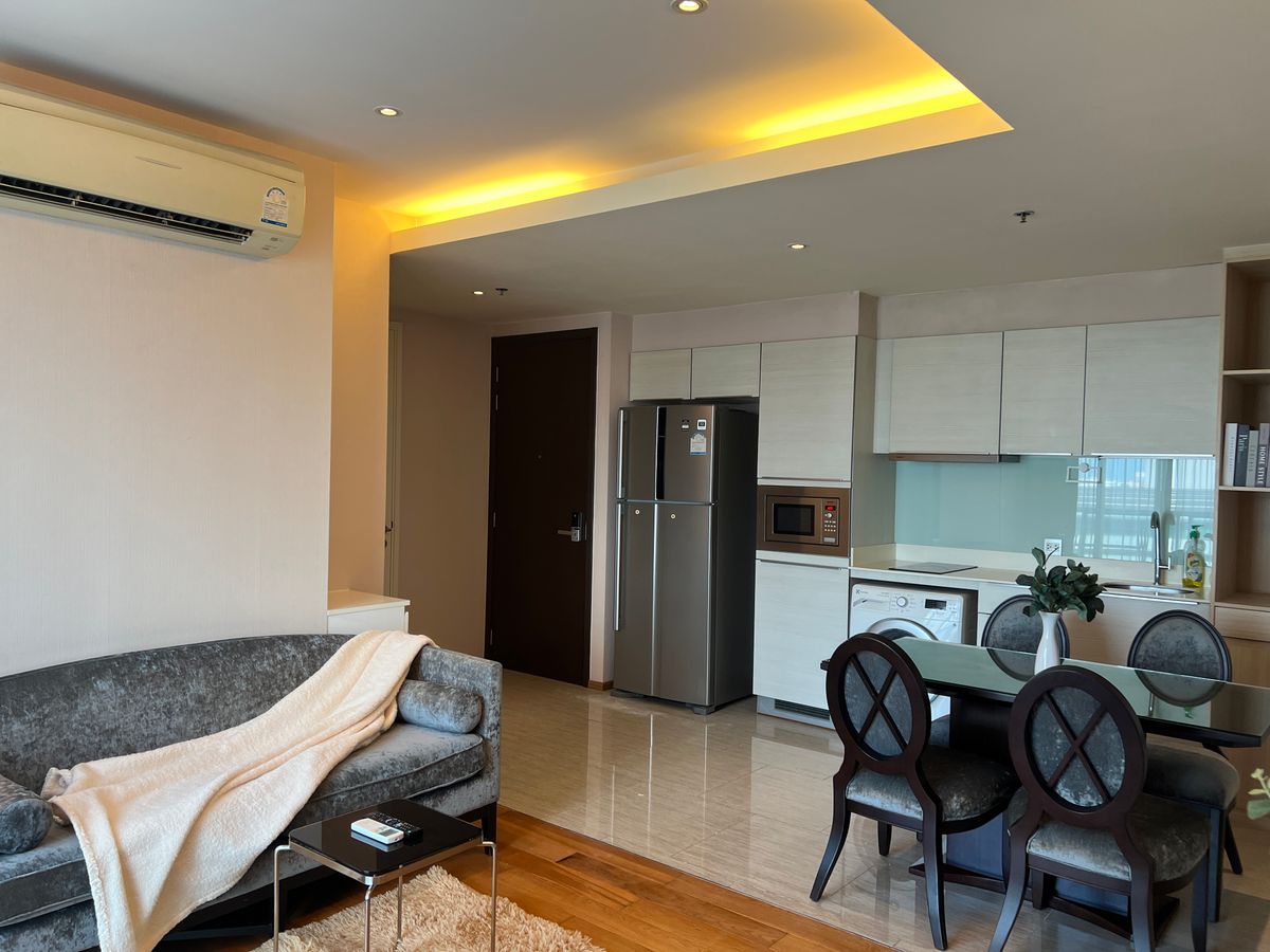 ให้เช่าคอนโดสุขุมวิท อโศก ทองหล่อ : ให้เช่า คอนโด 2 นอน 2 น้ำ ห้องกว้าง สวย วิวดี เฟอร์นิเจอร์ครบ พร้อมอยู่ ใกล้ BTS พร้อมพงษ์