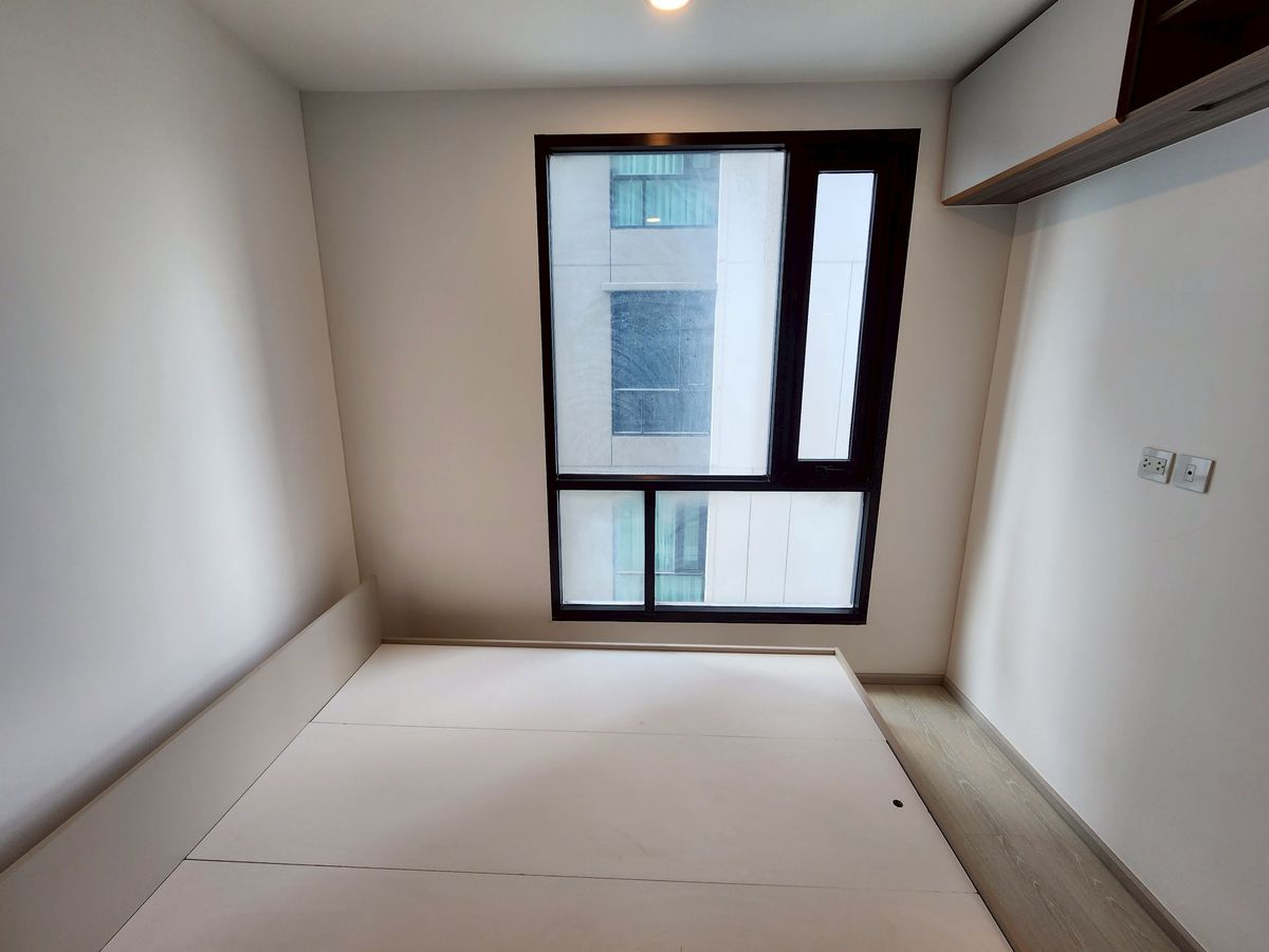 For SaleCondoVipawadee, Don Mueang, Lak Si : New condo for sale, never lived in, Knightsbridge Phahonyothin Interchange, corner room, connected to 2 electric train lines.