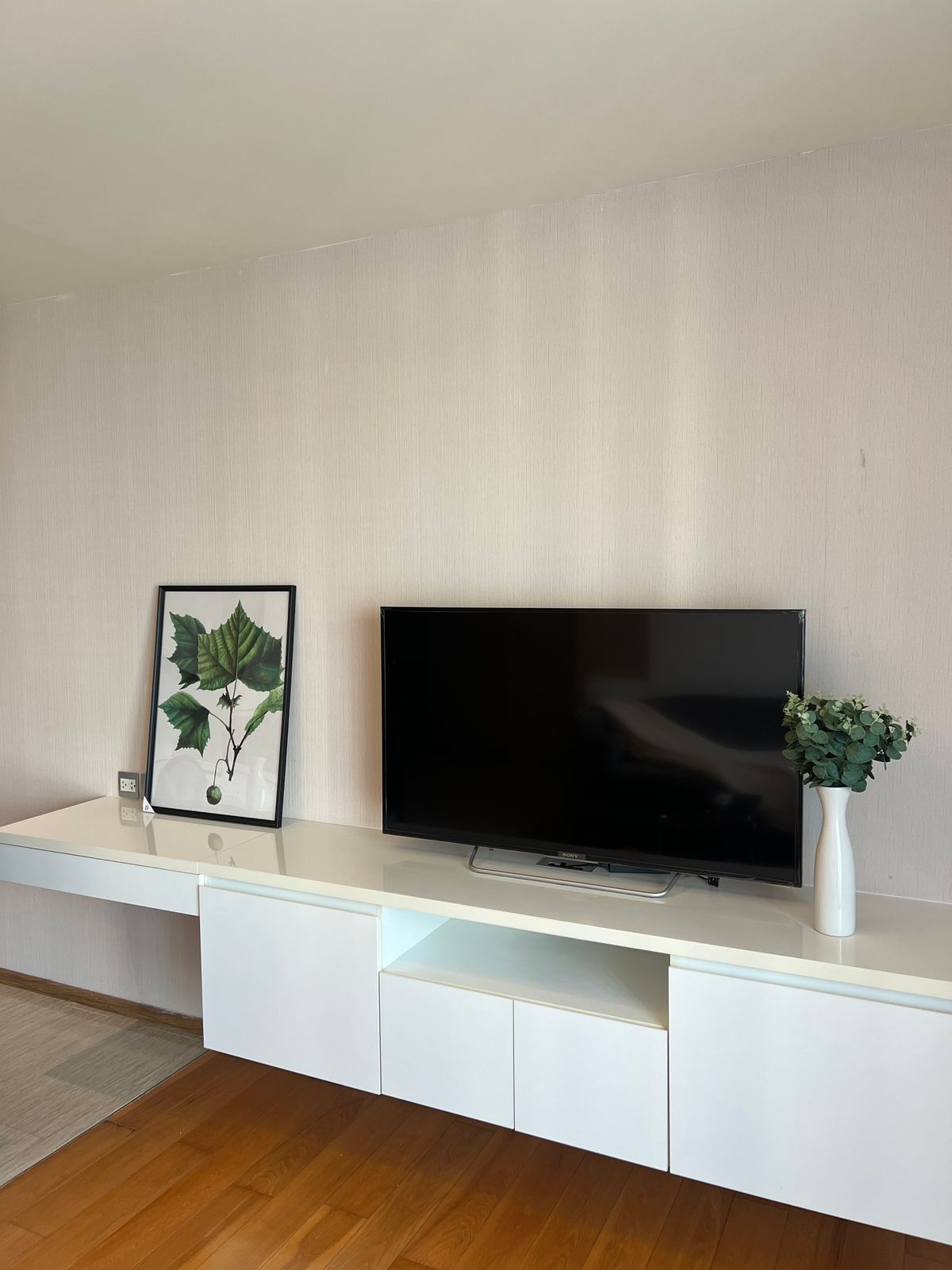 ให้เช่าคอนโดสุขุมวิท อโศก ทองหล่อ : ให้เช่า คอนโด 2 นอน 2 น้ำ ห้องกว้าง สวย วิวดี เฟอร์นิเจอร์ครบ พร้อมอยู่ ใกล้ BTS พร้อมพงษ์