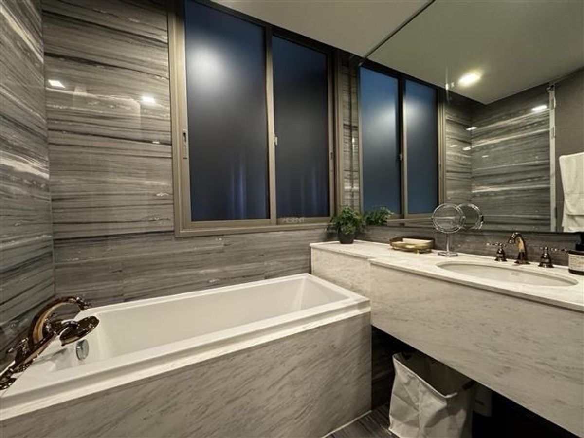 ให้เช่าคอนโดสุขุมวิท อโศก ทองหล่อ : For rent Ashton Residence 41