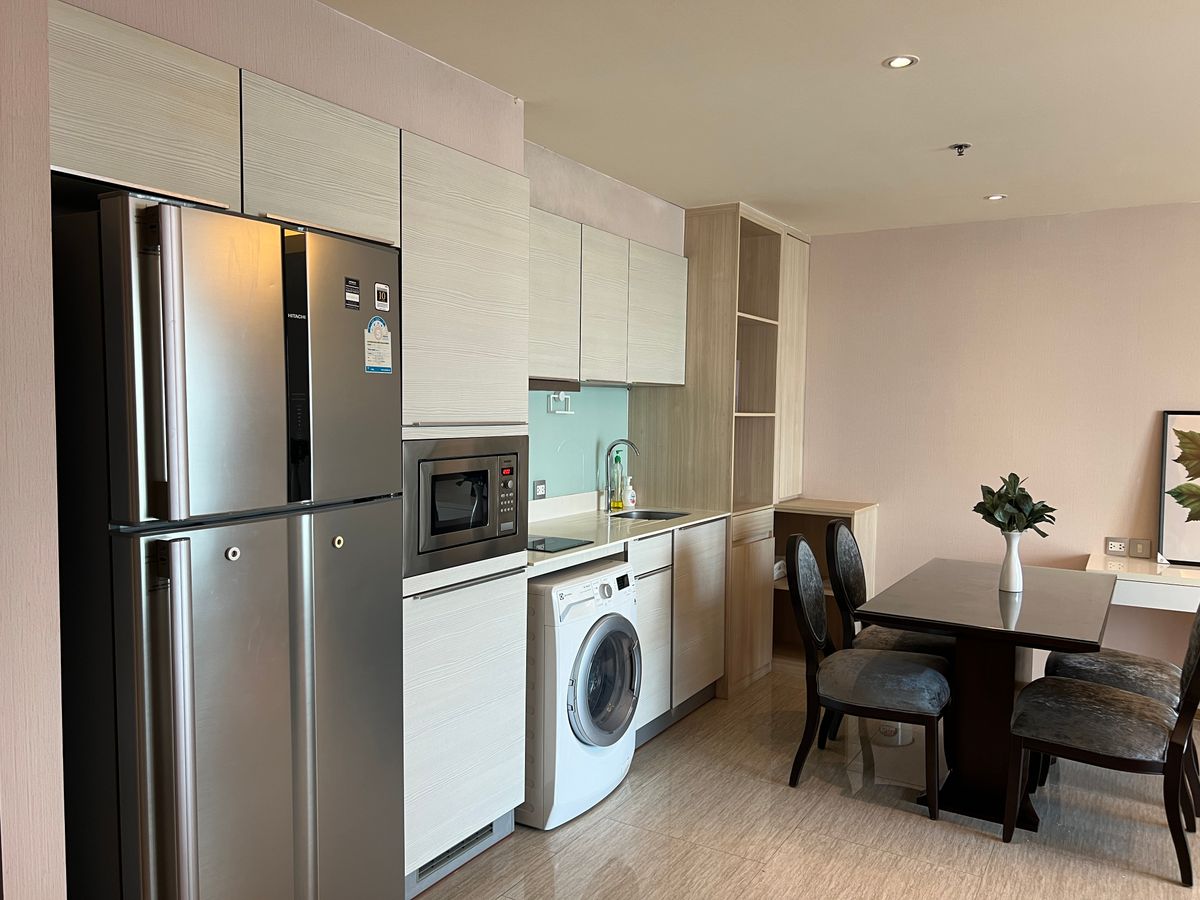 ให้เช่าคอนโดสุขุมวิท อโศก ทองหล่อ : ให้เช่า คอนโด 2 นอน 2 น้ำ ห้องกว้าง สวย วิวดี เฟอร์นิเจอร์ครบ พร้อมอยู่ ใกล้ BTS พร้อมพงษ์