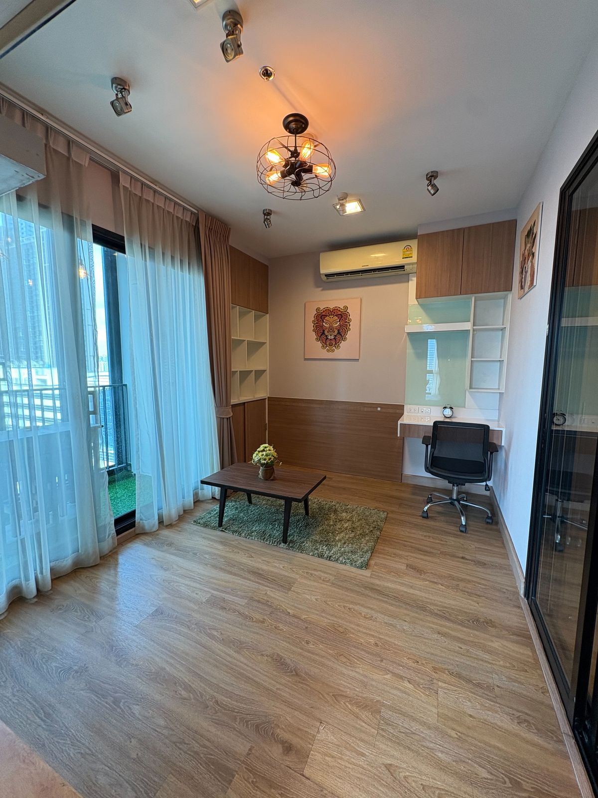 ให้เช่าคอนโดพระราม 9 เพชรบุรีตัดใหม่ RCA : ต่อรองได้Typeพิเศษหายาก ราคาถูกมาก - มีโซฟานะคะ - CondoLette Midst Rama9 - 35 sq.m. Only 18,500baht/month