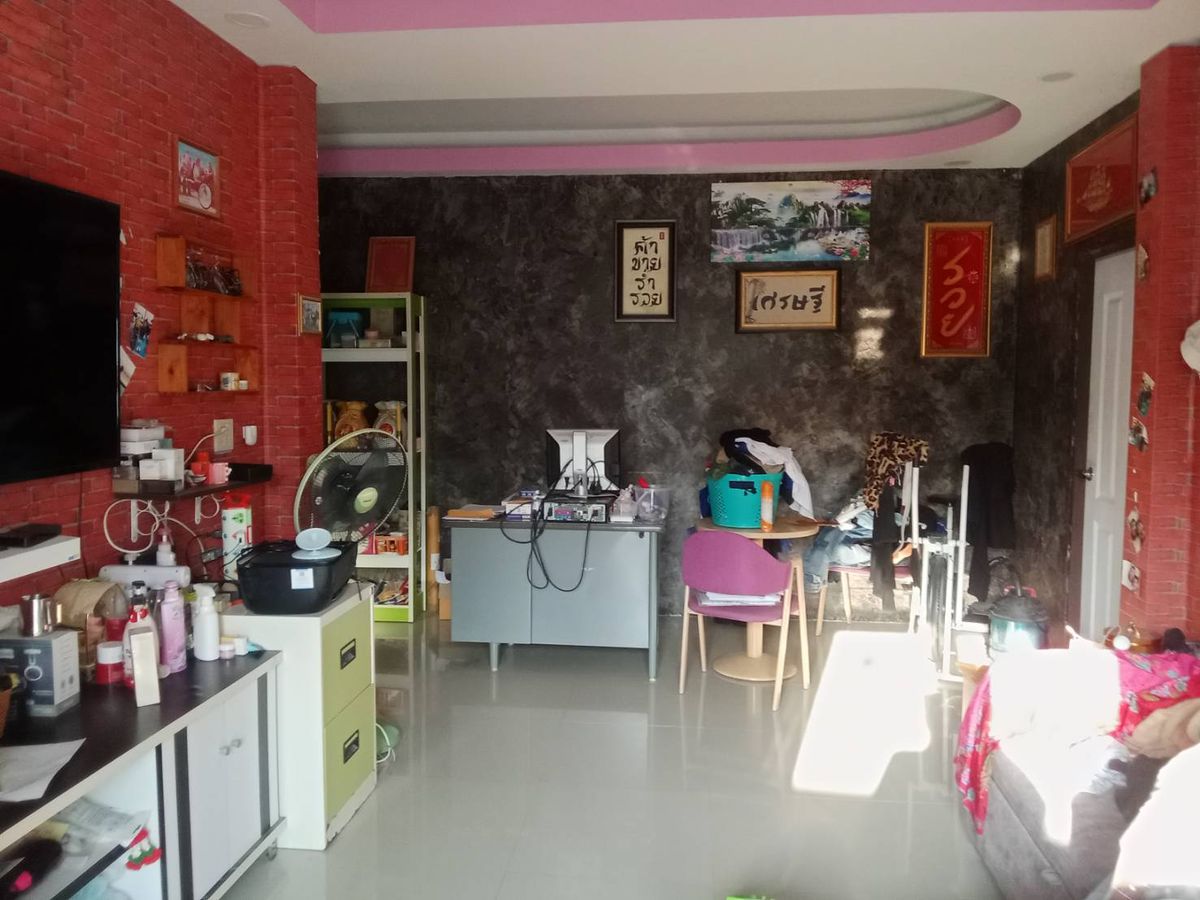 ที่ดินลพบุรี : ขายและให้เช่าที่ดินพร้อมสิ่งปลูกสร้าง อาคารพาณิชย์ 2 ชั้นครึ่ง และพื้นที่โดยรอบ ต.สระโบสถ์ อ.สระโบสถ์ จ.สระบุรี