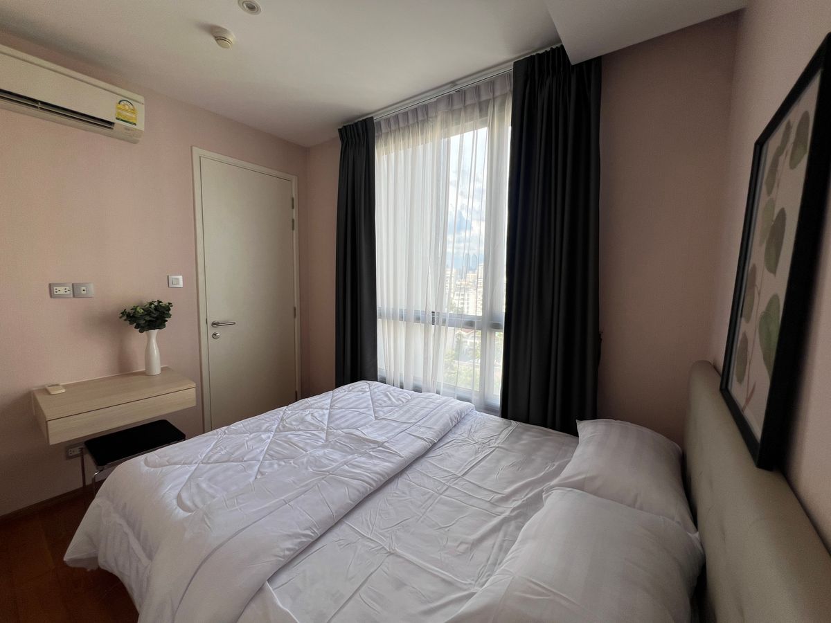 ให้เช่าคอนโดสุขุมวิท อโศก ทองหล่อ : ให้เช่า คอนโด 2 นอน 2 น้ำ ห้องกว้าง สวย วิวดี เฟอร์นิเจอร์ครบ พร้อมอยู่ ใกล้ BTS พร้อมพงษ์