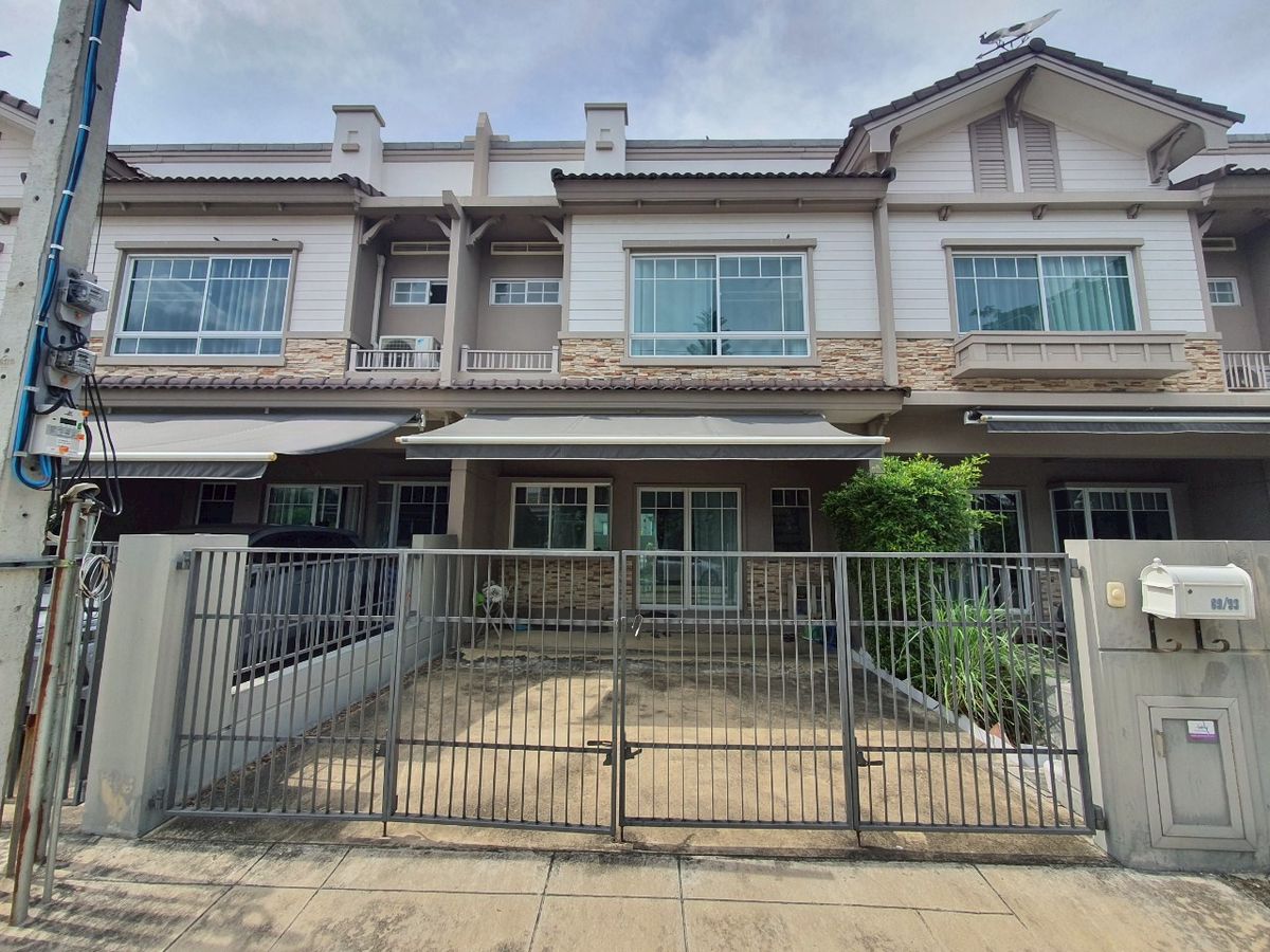 For SaleTownhomeNonthaburi, Bang Yai, Bangbuathong : Cheap townhome for sale Indy Pinklao - Sirindhorn (next to the garden) Soi Bang Kruai-Sai Noi 26 (Wat Khonon)