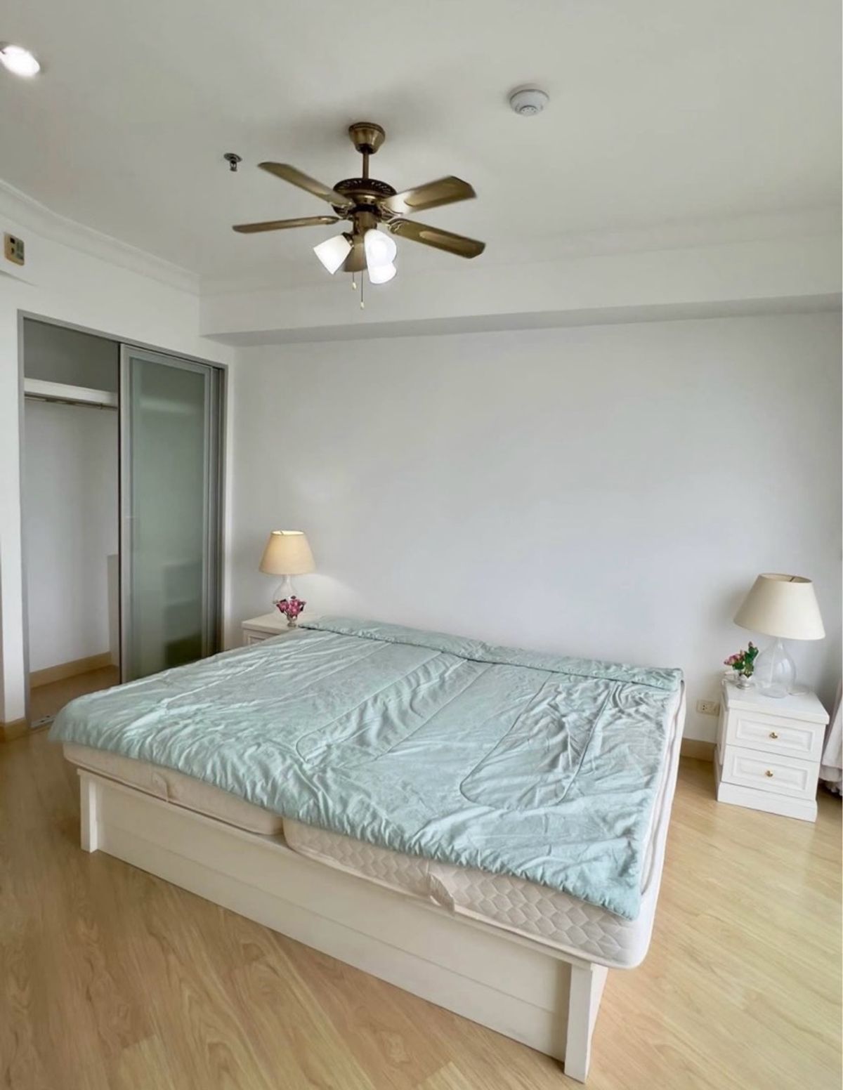 ขายคอนโดพระราม 3 สาธุประดิษฐ์ : 🌆Condo Supalai Casa Riva 2ห้องนอน วิวแม่น้ำและวิวสระ