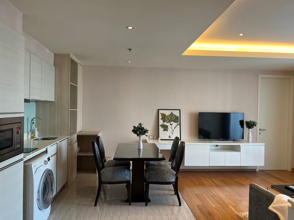 ให้เช่าคอนโดสุขุมวิท อโศก ทองหล่อ : ให้เช่า คอนโด 2 นอน 2 น้ำ ห้องกว้าง สวย วิวดี เฟอร์นิเจอร์ครบ พร้อมอยู่ ใกล้ BTS พร้อมพงษ์