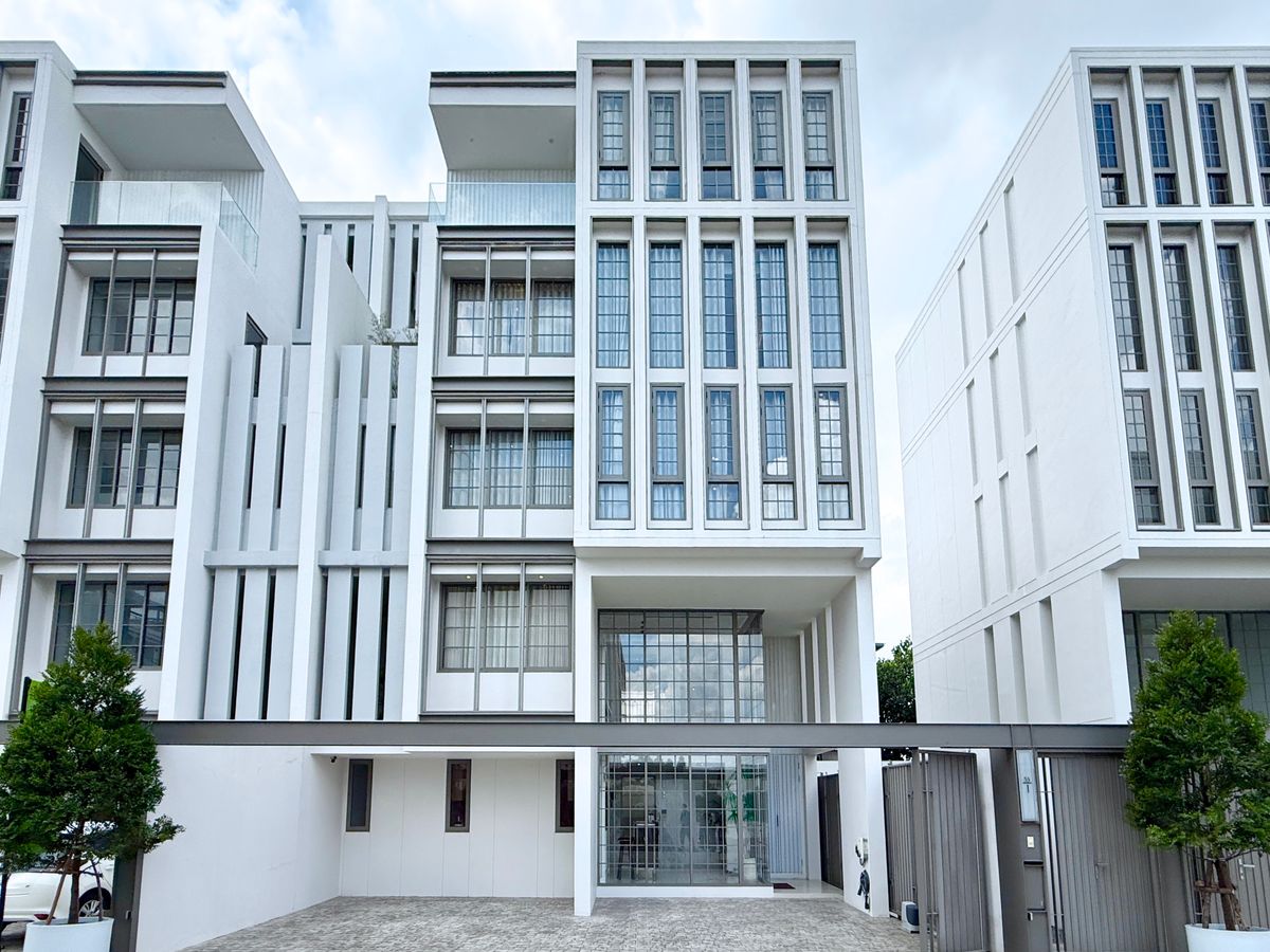 ขายทาวน์โฮมเลียบทางด่วนรามอินทรา : 🚀 บ้านแฝด 3.5 ชั้น - ติด Central Eastville 411ตรม. 49ตร.วา 3นอน5น้ำ4ที่จอด 092-545-6151 (ทิม)