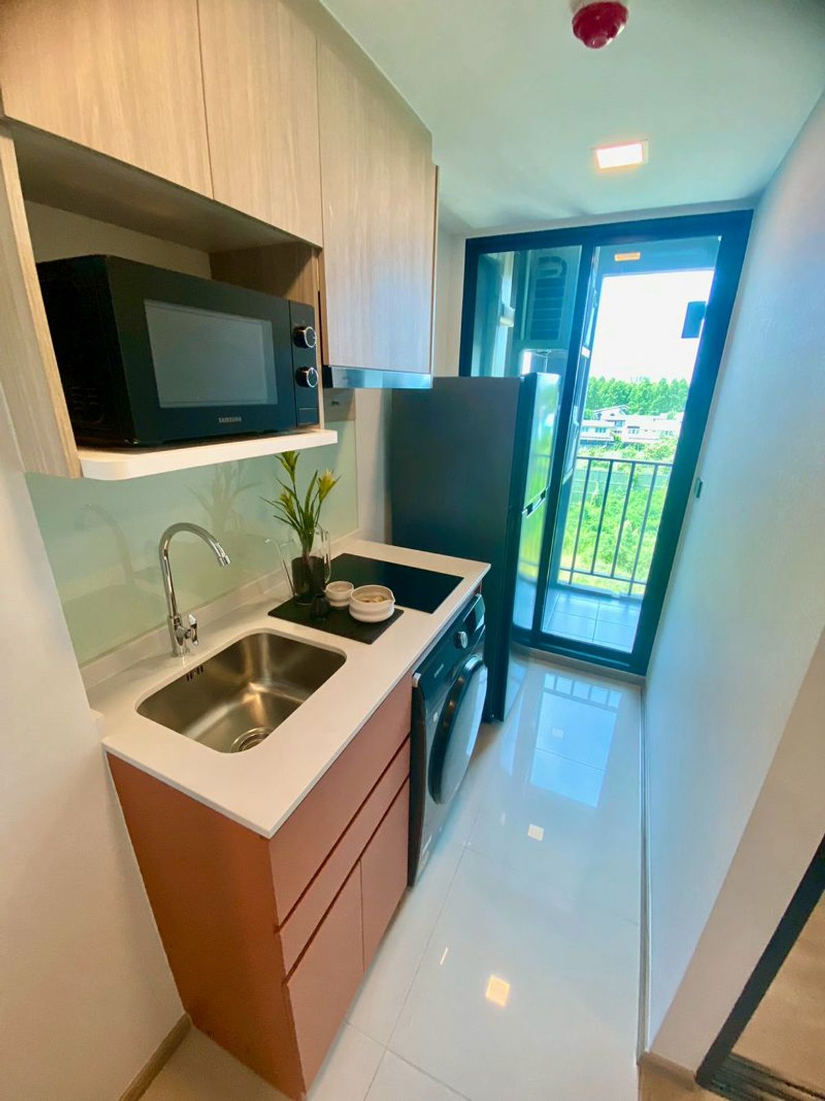 For SaleCondoNawamin, Ramindra : Condo for sale, Chapter One All Ramintra (Building C), size 24 square meters, 1 bedroom, near MRT Lat Pla Khao, Anusawari Subdistrict, Bang Khen District, Bangkok.