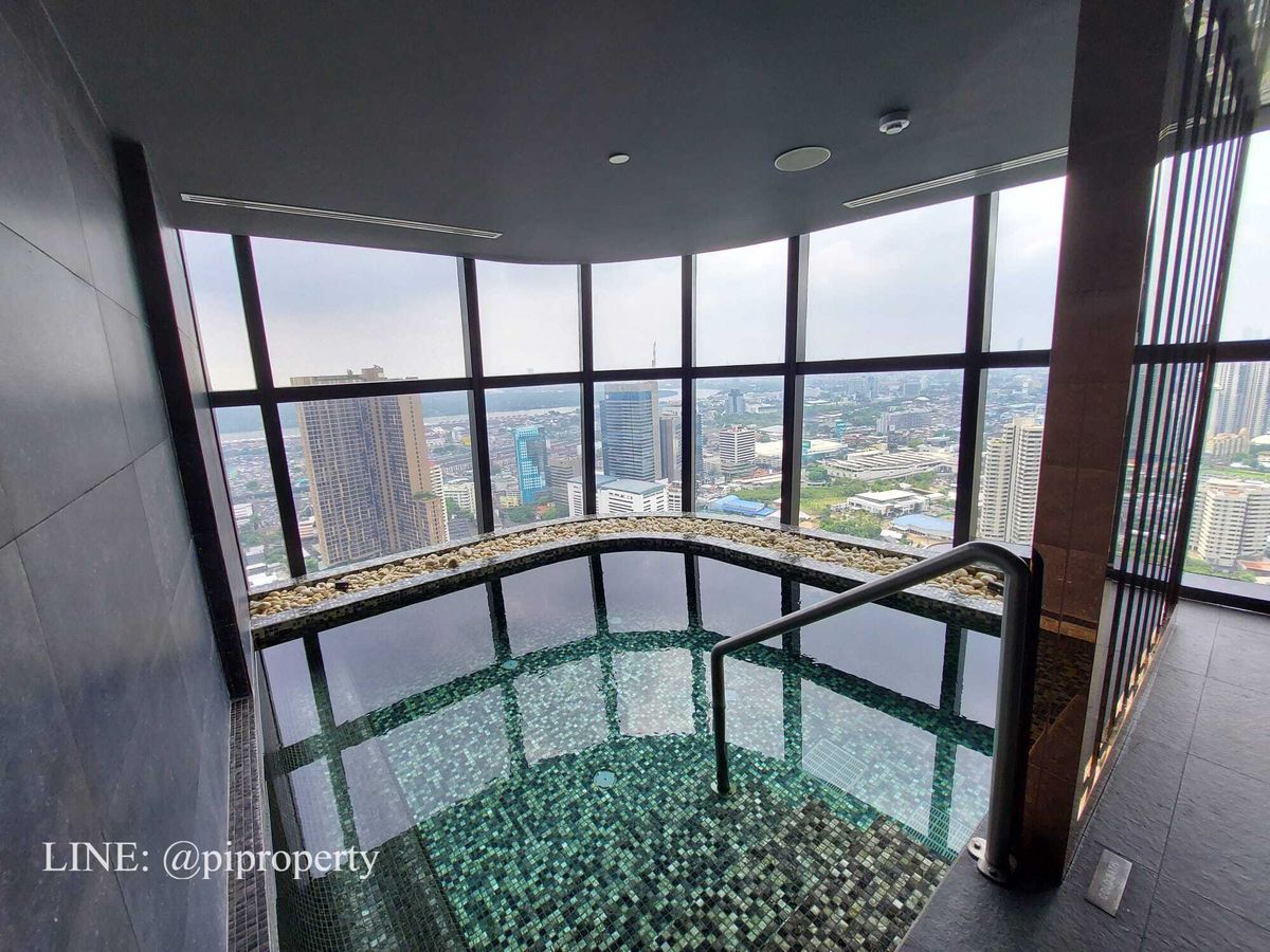 For RentCondoSukhumvit, Asoke, Thonglor : High floor river view 1Bedroom unit for rent in Ideo Q Sukhumvit 36.  Thonglor - Rama 4 lifestyle. Ready for moving in.