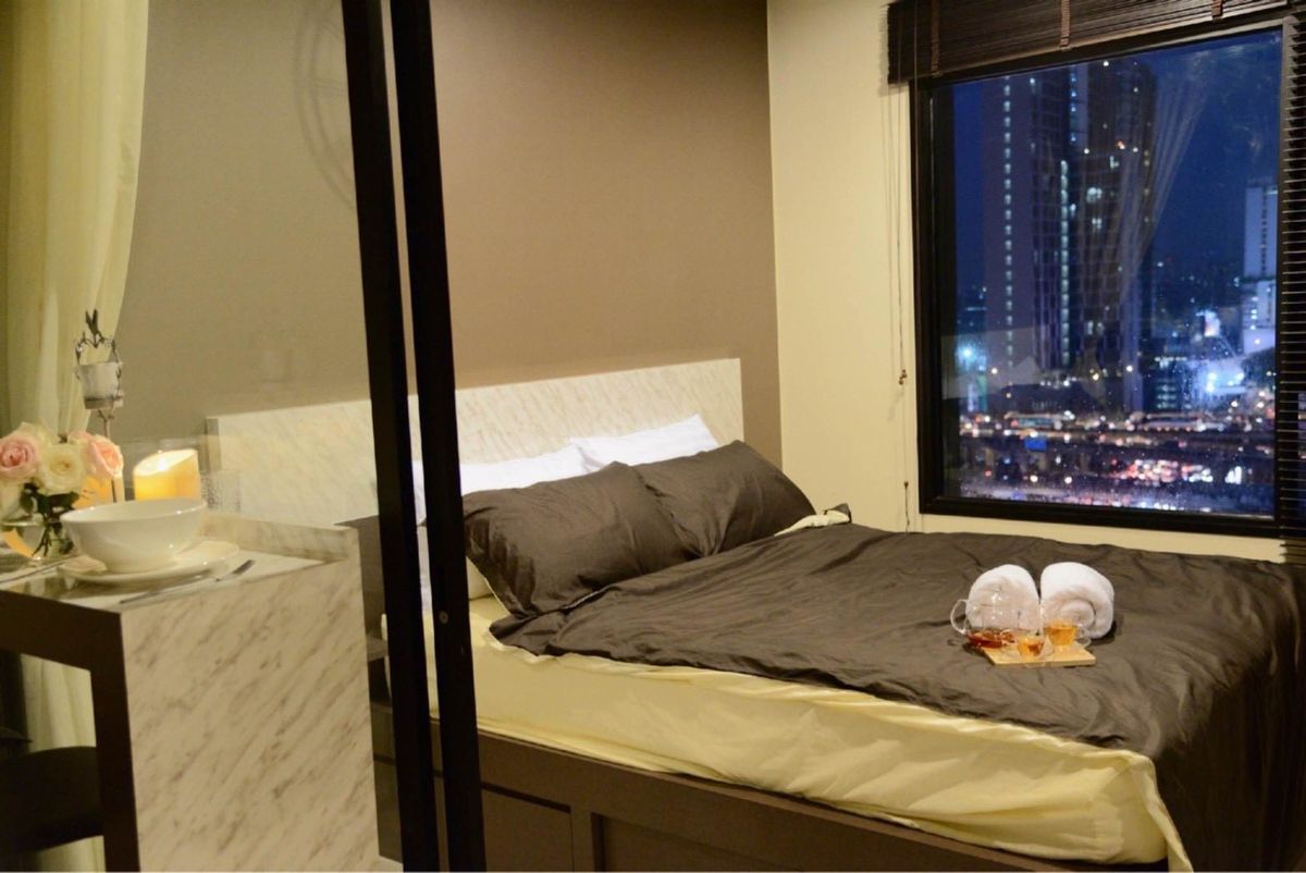 For RentCondoRama9, Petchburi, RCA : 🎏 For Rent 🏩 Life asoke 🏩 swimming pool view, city view 🌆 JA-397