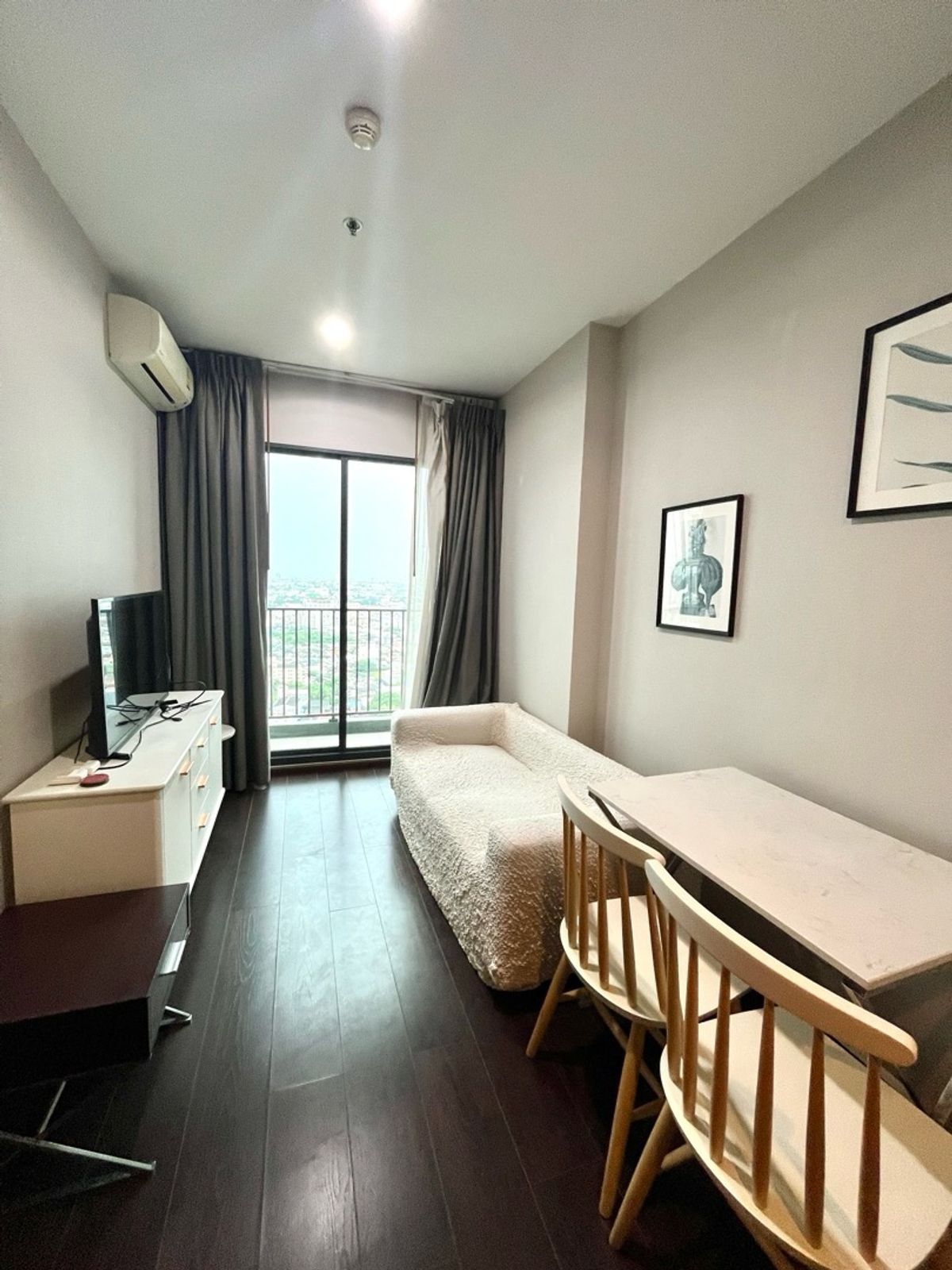 For RentCondoSukhumvit, Asoke, Thonglor : ⭐️For rent C Ekkamai 🛋️Fully furnished, ready to move in, high floor, open view.