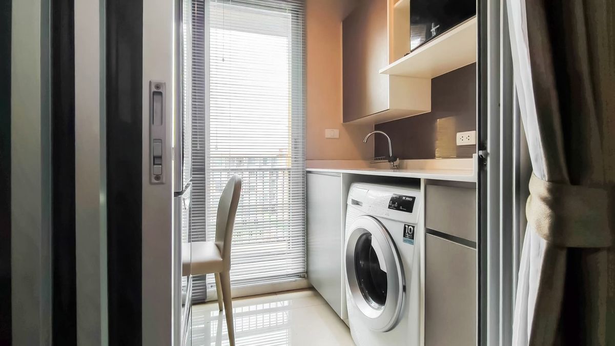 For RentCondoKhlongtoei, Kluaynamthai : For rent 🔥 Metro Luxe Rama 4 🔥 Fully furnished and equipped, near BTS Ekkamai