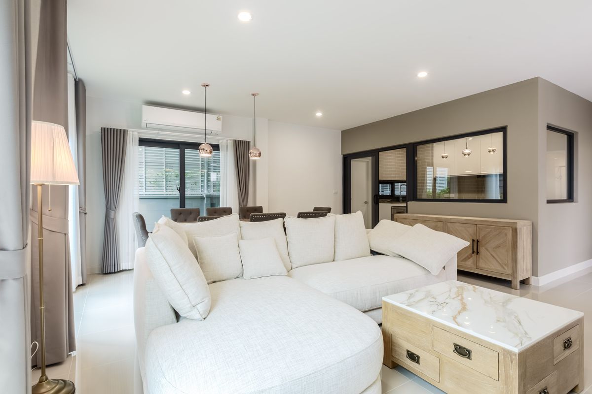 ให้เช่าบางนา แบริ่ง ลาซาล : ให้เช่าบ้านหรู บ้านกลางกลางเมือง The Edition บางนา (Rt-01)  