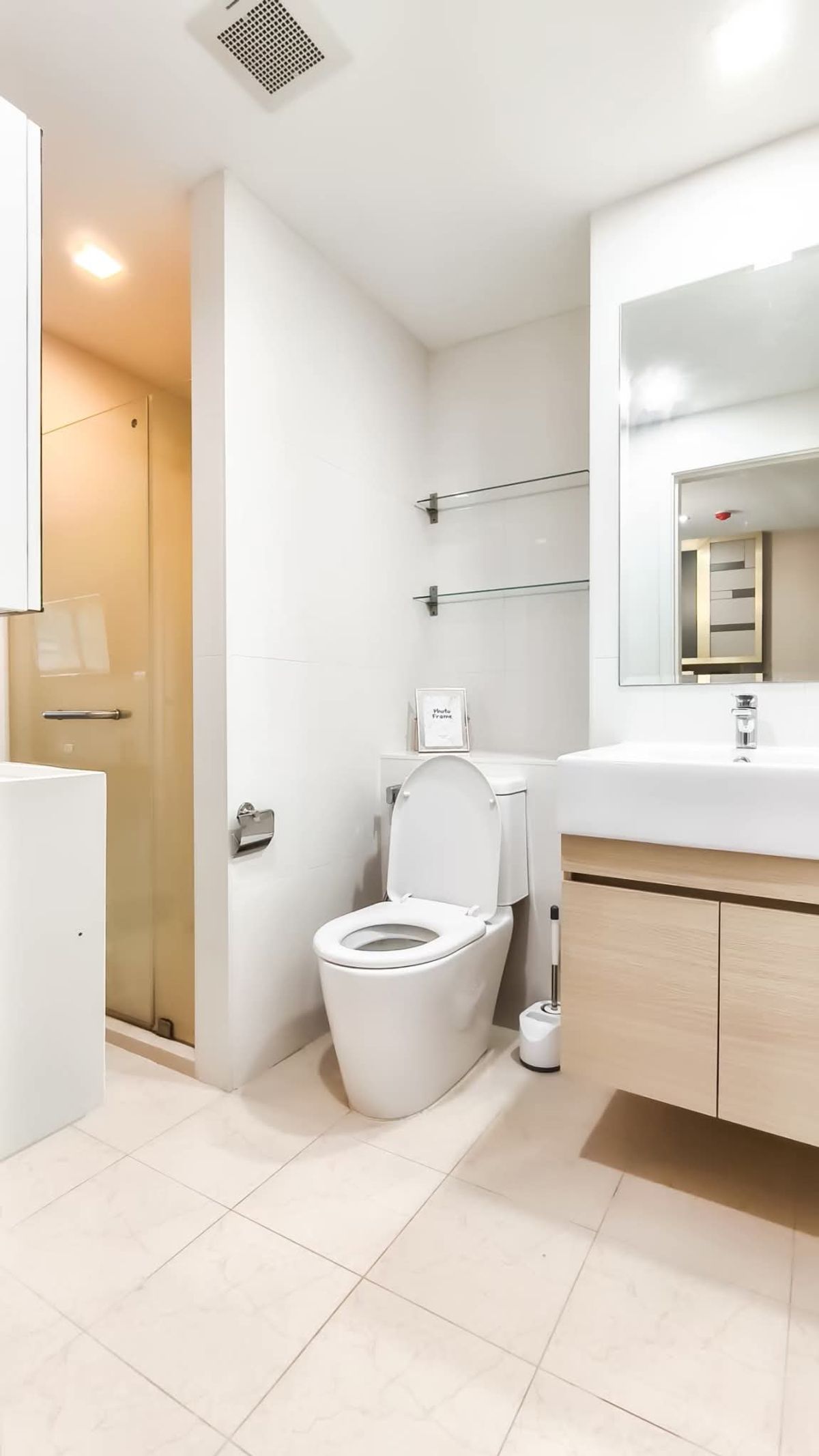 For RentCondoKhlongtoei, Kluaynamthai : For rent 🔥 Metro Luxe Rama 4 🔥 Fully furnished and equipped, near BTS Ekkamai