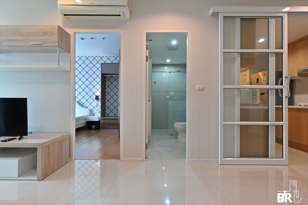 For RentCondoRama9, Petchburi, RCA : ✨ Urgent rent Villa Asoke | 1Bedroom 1 Bathroom – Ready to Move In! By Farn