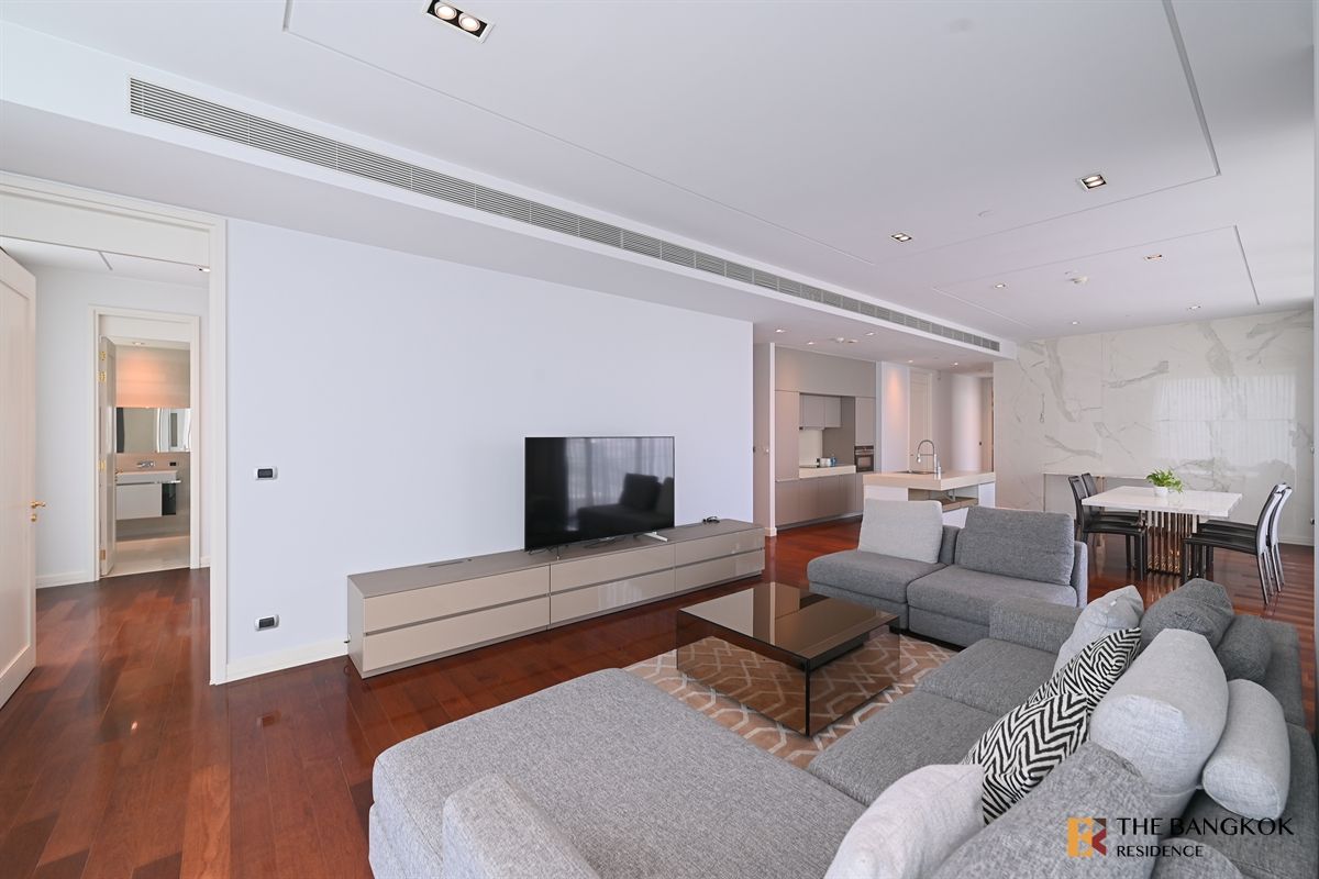 For RentCondoSukhumvit, Asoke, Thonglor :  Rare Unit! Marque Sukhumvit,💎Super Luxury Residence in a heart of Phrom Phong 💫 Near BTS Phrom Phong 