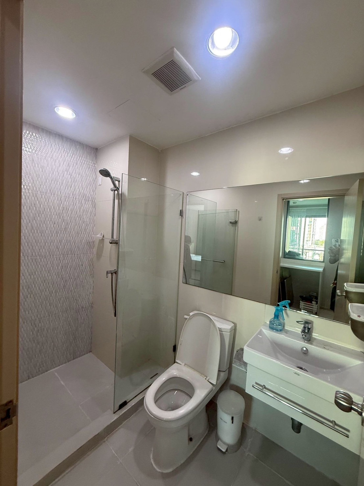 ให้เช่าคอนโดปิ่นเกล้า จรัญสนิทวงศ์ : 🚆คอนโด mrt บางยี่ขัน🚆 ให้เช่า ไลฟ์ ปิ่นเกล้า ✨