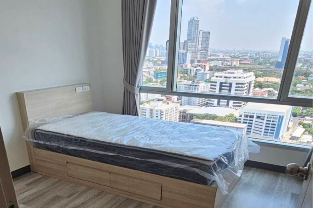 คอนโดพระราม 9 เพชรบุรีตัดใหม่ RCA : 🔥 สำหรับขาย - เช่า !! ชั้นสูง 24++, ตกแต่งสไตล์มินิมอล, ห้องหายาก, ทำเลดี!! 🔥 Code C20251000051..........Thru Thonglor, 2 ห้องนอน, 2 ห้องน้ำ, แต่งครบ, พร้อมเข้าอยู่, ราคาพิเศษ!!📣📣