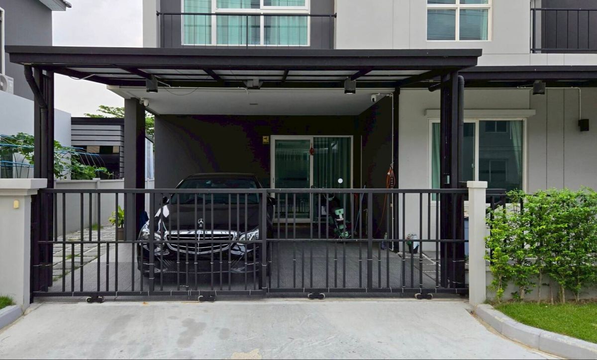 For RentNonthaburi, Bang Yai, Bangbuathong : For rent, semi-detached house, fully furnished. Ready to move in, near Robinson Ratchaphruek, travel about 10 minutes.