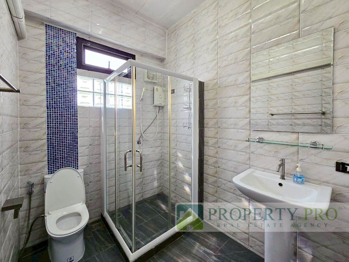 For SaleHousePathum Thani,Rangsit, Thammasat : House for Sale Rangsit Klong Luang, 5 bedroom 100 sqw 471 sqm Loft Style Near Thammasart University, Bangkok University, Future Park Rangsit : EL25S-011