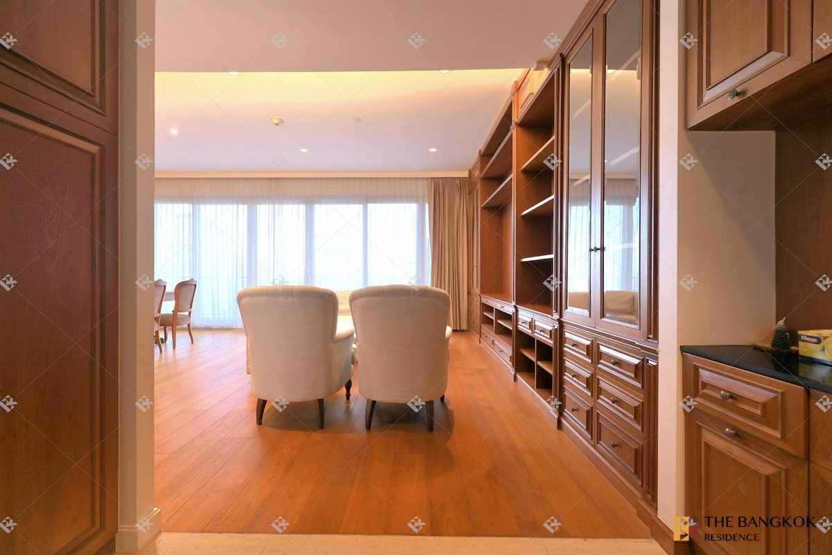 For RentCondoWitthayu, Chidlom, Langsuan, Ploenchit : 185 Rajadamri 💎 Private Living with Premium Project in Prefect Location ⚡ Near BTS Ratchadamri