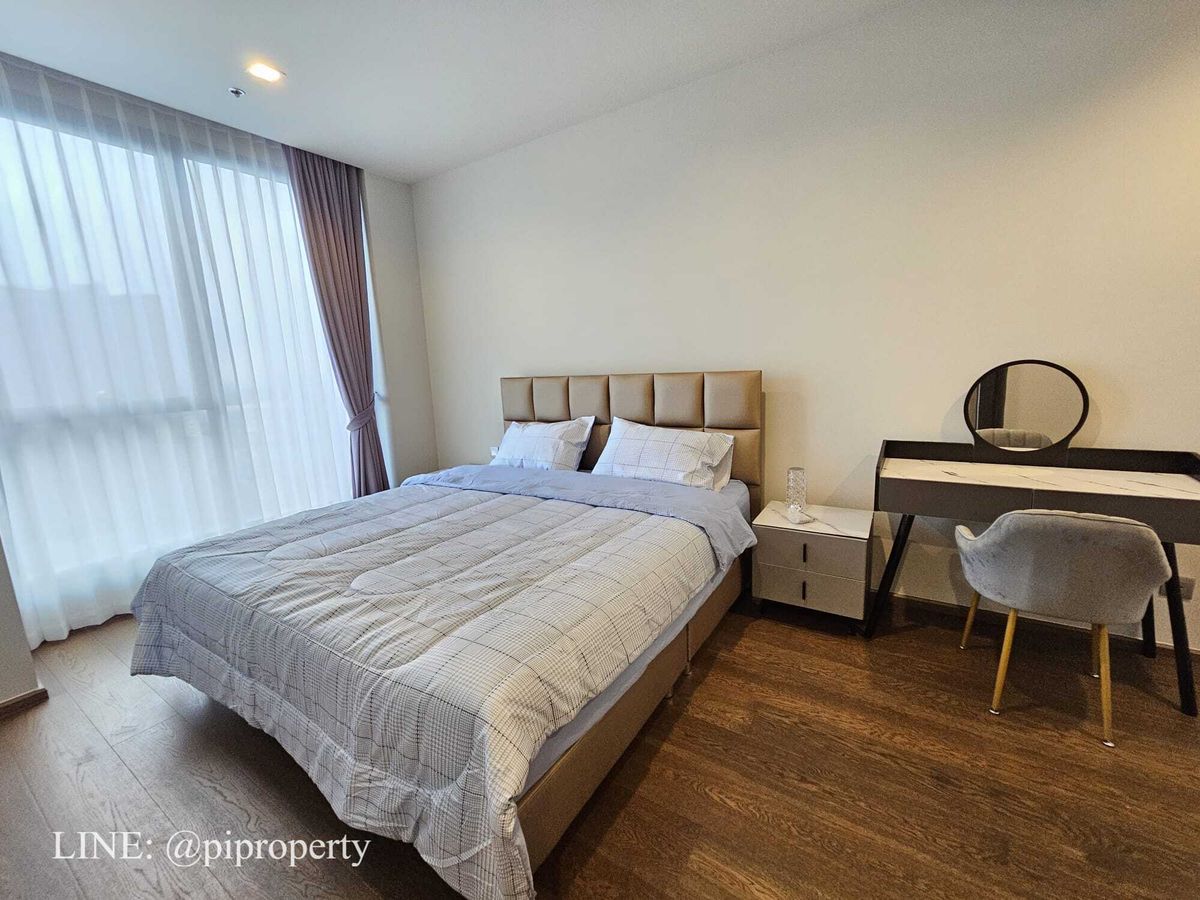 For RentCondoSukhumvit, Asoke, Thonglor : High floor river view 1Bedroom unit for rent in Ideo Q Sukhumvit 36.  Thonglor - Rama 4 lifestyle. Ready for moving in.