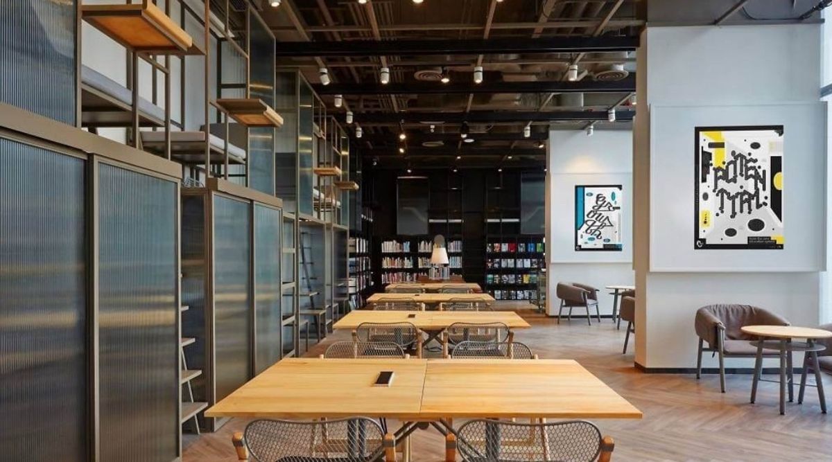 For SaleSiam Paragon ,Chulalongkorn,Samyan : Commercial Unit for sale with tenant, opposite Chula - Samyan Mitrtown, area 338.74 sq m | 350 m. MRT Samyan | 0824499822 Phrae