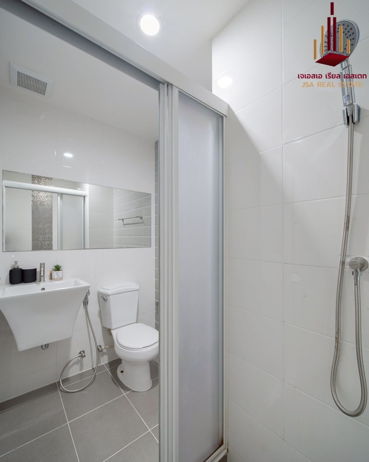 ขายคอนโดพัฒนาการ ศรีนครินทร์ : ✨ For Sale: Aspire Srinakarin Condo ✨ 💰 Only 1,790,000 THB