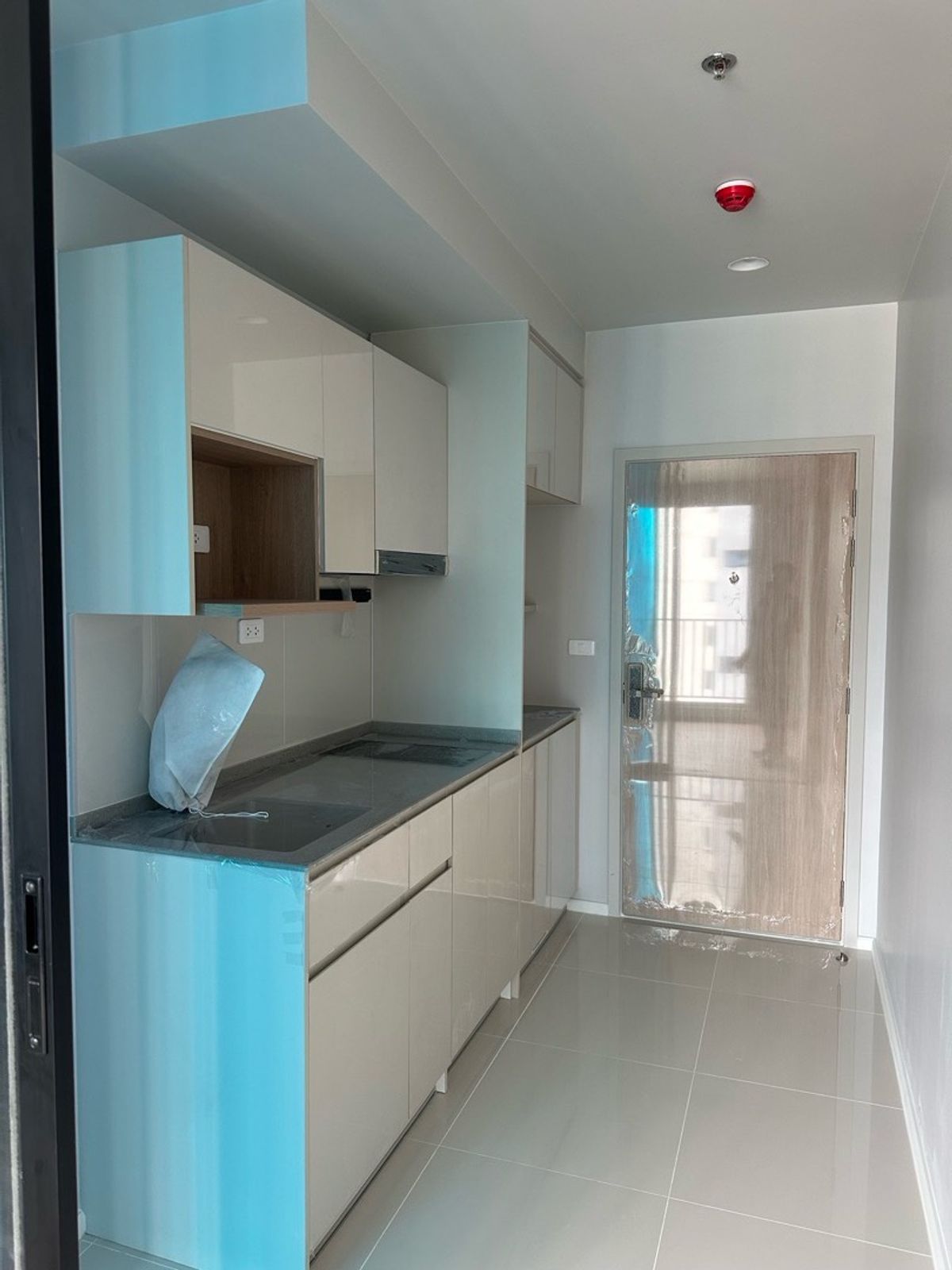 Sale DownCondoSukhumvit, Asoke, Thonglor : 2 bedrooms in the heart of Thonglor, only 9 million, hotel-level service.