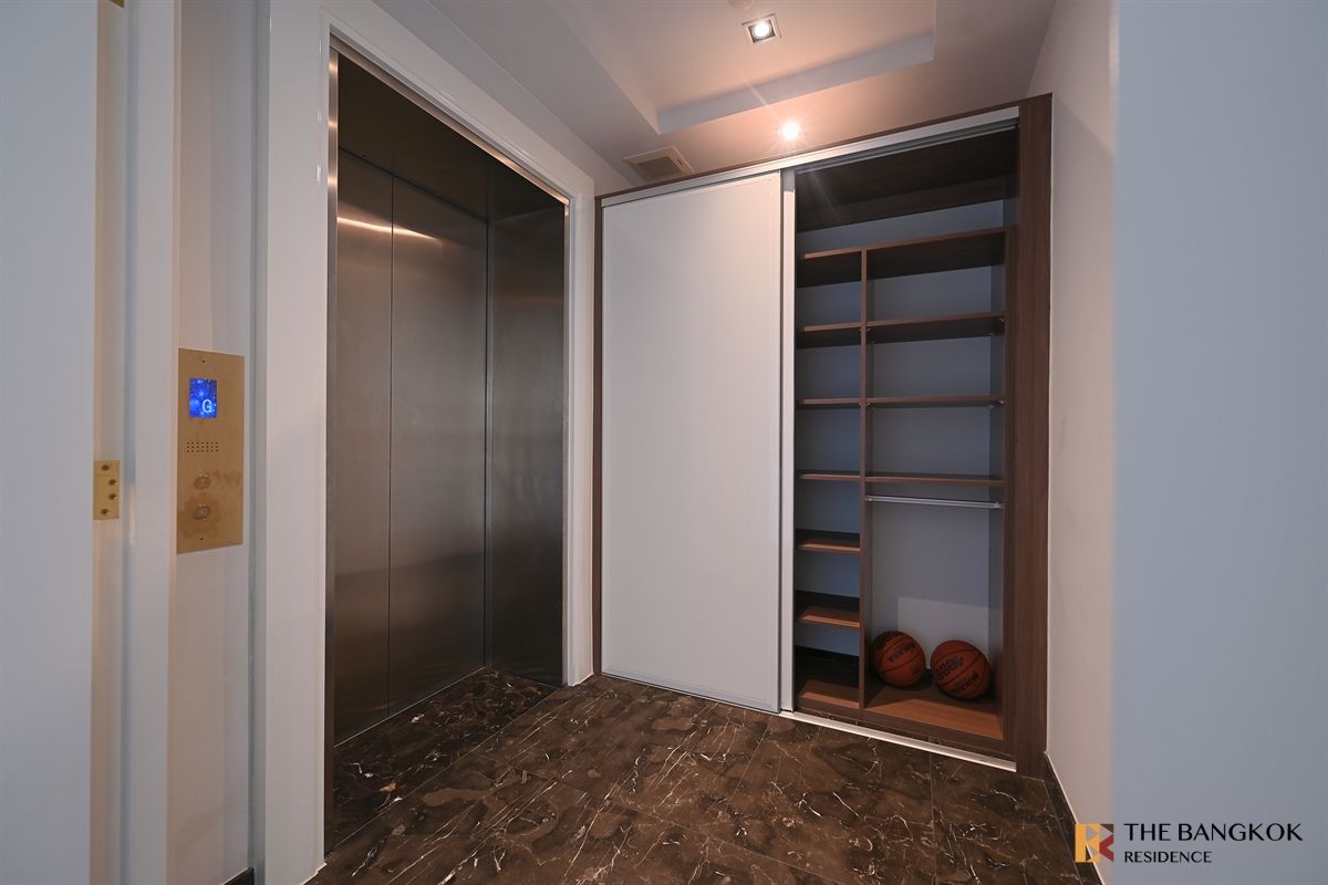 For RentCondoSukhumvit, Asoke, Thonglor :  Rare Unit! Marque Sukhumvit,💎Super Luxury Residence in a heart of Phrom Phong 💫 Near BTS Phrom Phong 