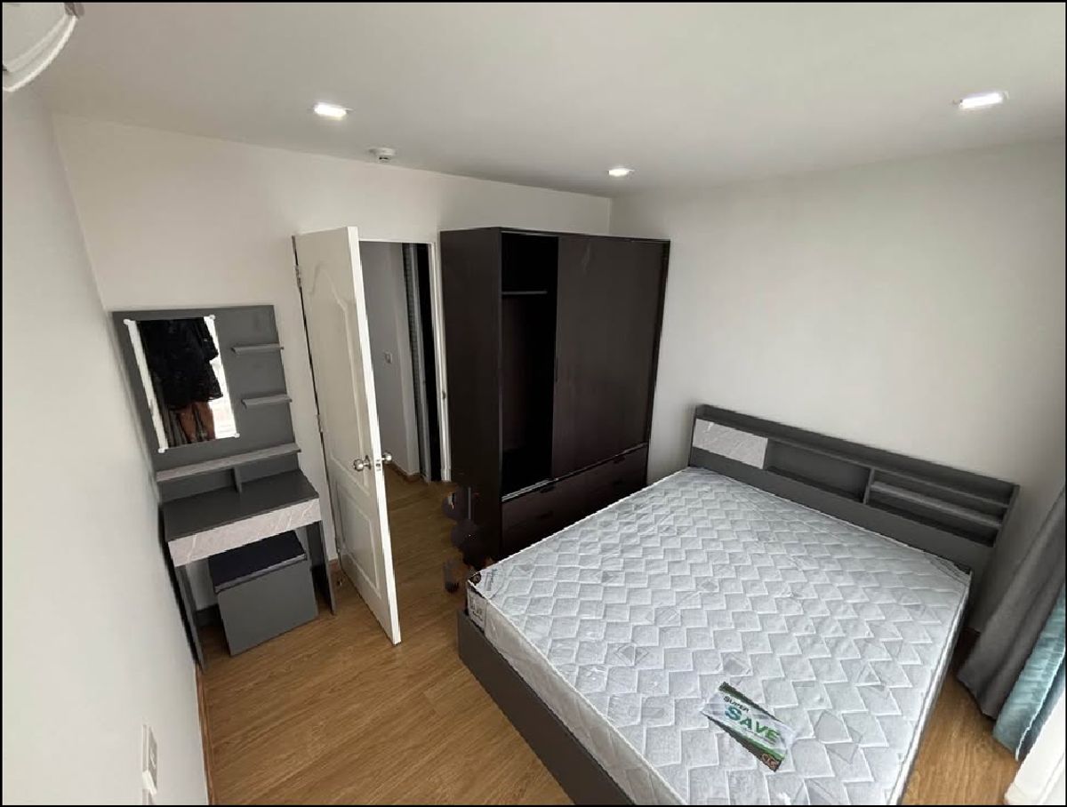 For SaleCondoRatchadapisek, Huaikwang, Suttisan : Room for sale in the Humble living project @ Suparerk Sutthisan, free electrical appliances (S5128)