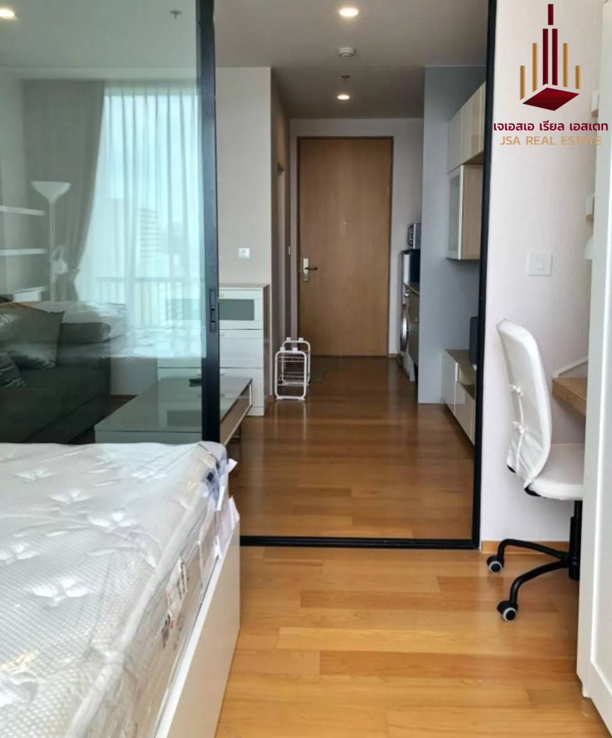 ขายคอนโดสาทร นราธิวาส : ✨ For Sale: Noble Revo Silom Condo ✨  💰 Only 4,700,000 THB