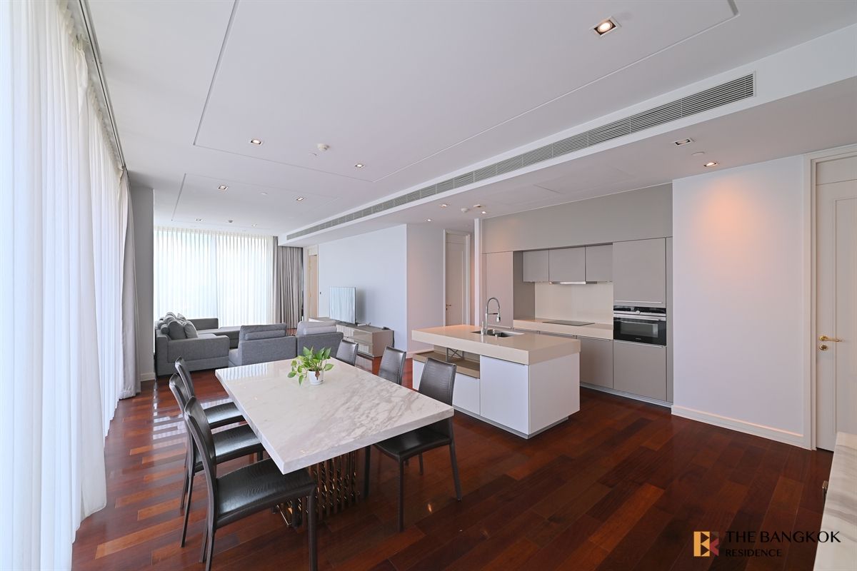 For RentCondoSukhumvit, Asoke, Thonglor :  Rare Unit! Marque Sukhumvit,💎Super Luxury Residence in a heart of Phrom Phong 💫 Near BTS Phrom Phong 