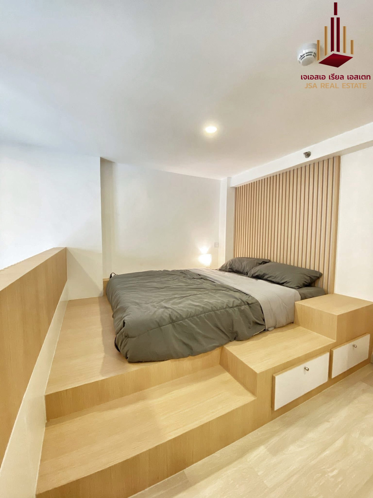 ขายคอนโดสาทร นราธิวาส : ✨ For Sale: KnightsBridge Prime Sathorn Condo ✨  💰 Only 5,500,000 THB