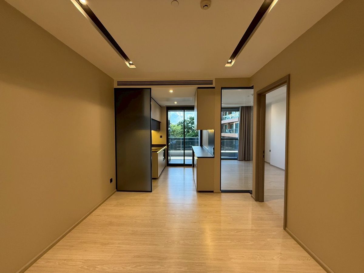 ขายคอนโดสุขุมวิท อโศก ทองหล่อ : The Room Sukhumvit 38 | BTS ทองหล่อ-เอกมัย | 1 ห้องนอนใหญ่ ราคาเดียว | 082-4499822 