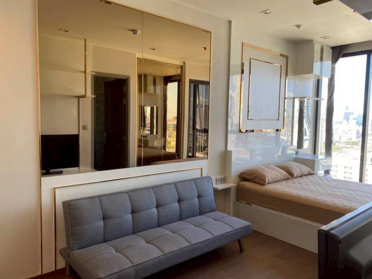 ขายคอนโดอารีย์ อนุสาวรีย์ : 🔥 Hot Deal 🔥 Sell with Tenant Ideo Q Victory Studio 29.69sqm. Just 7.3MB only Call Khun Aumi 0658209572