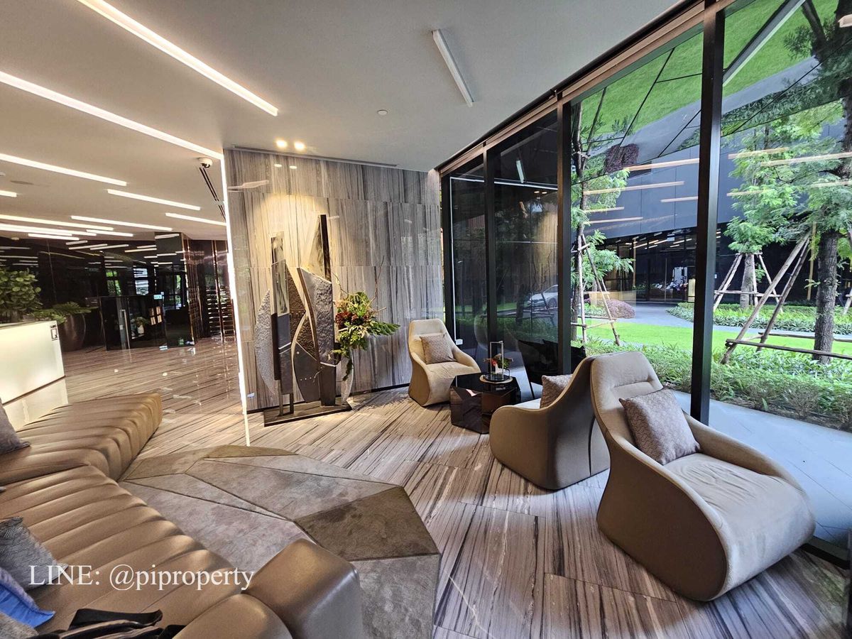 For RentCondoSukhumvit, Asoke, Thonglor : High floor river view 1Bedroom unit for rent in Ideo Q Sukhumvit 36.  Thonglor - Rama 4 lifestyle. Ready for moving in.