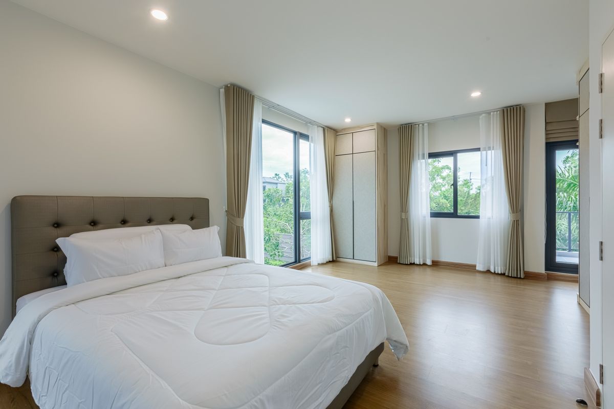 ให้เช่าบางนา แบริ่ง ลาซาล : ให้เช่าบ้านหรู บ้านกลางกลางเมือง The Edition บางนา (Rt-01)  