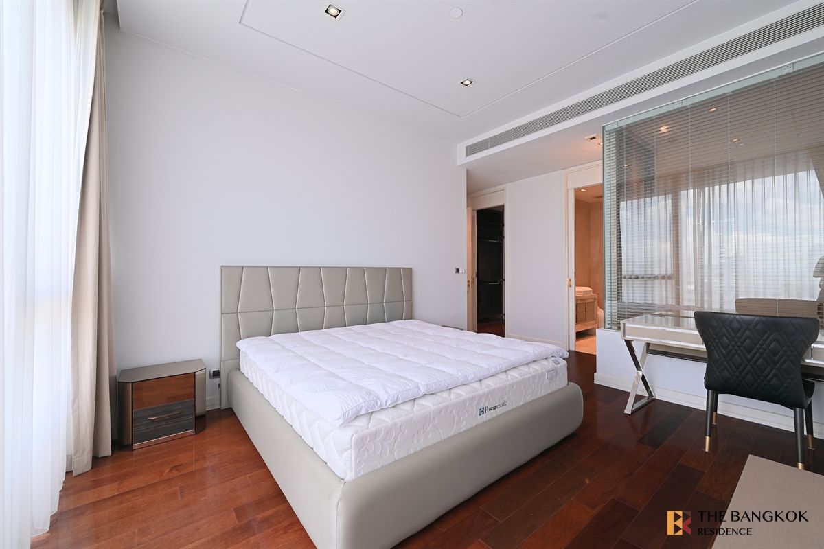 For RentCondoSukhumvit, Asoke, Thonglor :  Rare Unit! Marque Sukhumvit,💎Super Luxury Residence in a heart of Phrom Phong 💫 Near BTS Phrom Phong 