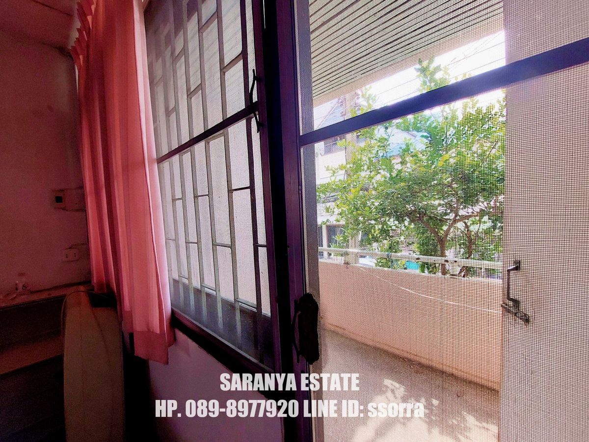 ขายทาวน์โฮมลาดพร้าว เซ็นทรัลลาดพร้าว : ขายบ้านทาวน์เฮ้าส์ 2 ชั้น ติดเดอะเซนทรัล พหลโยธิน ติด BTS พหลโยธิน 24 เนื้อที่ 32 ตรม 4 ห้องนอน 2 ห้องน้ำ สิ่งแวดล้อมดี ราคา 7.85 ล้าน เอเจ้นท์ สรัญญา 0898977920 Line ID: ssorrakrai