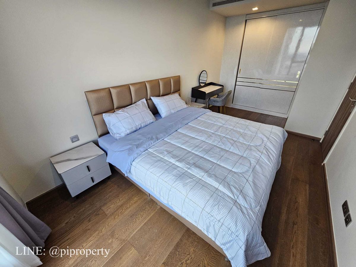 For RentCondoSukhumvit, Asoke, Thonglor : High floor river view 1Bedroom unit for rent in Ideo Q Sukhumvit 36.  Thonglor - Rama 4 lifestyle. Ready for moving in.