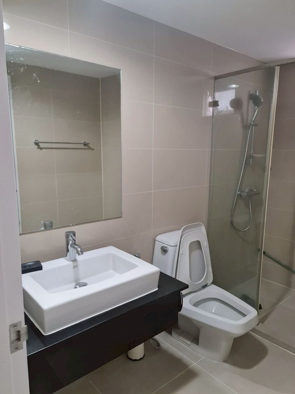 For RentCondoRama9, Petchburi, RCA : ✅ BBR155 ✅ Line : @p2nproperty